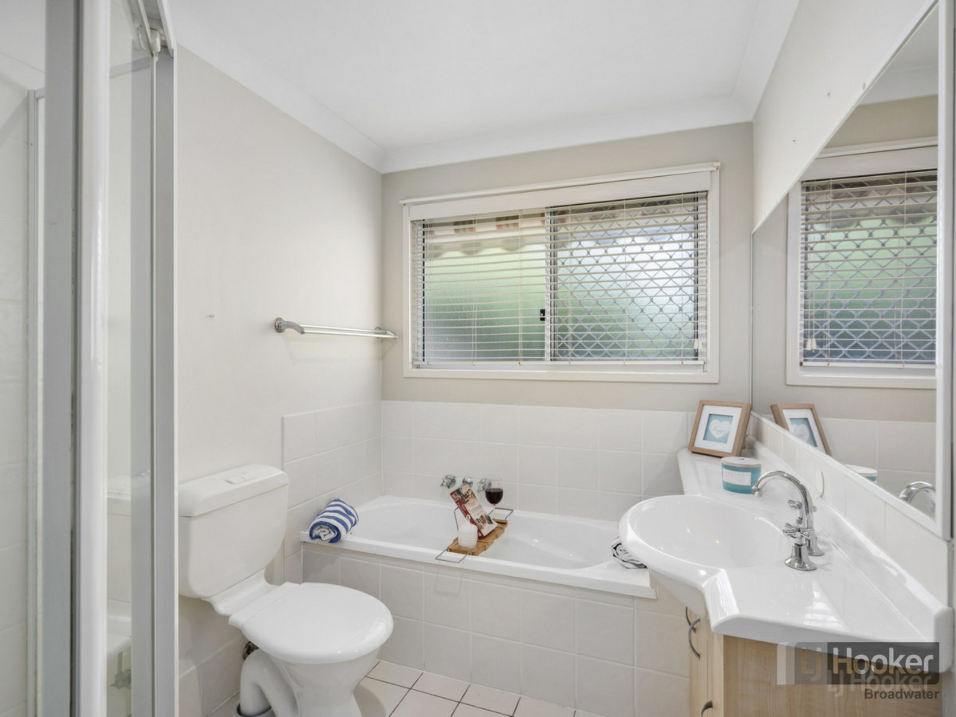 22/11 Treasure Island Drive, BIGGERA WATERS
