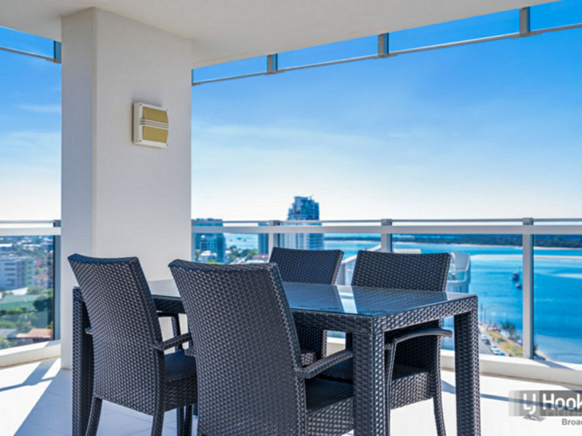 1001/230 Marine Parade, LABRADOR