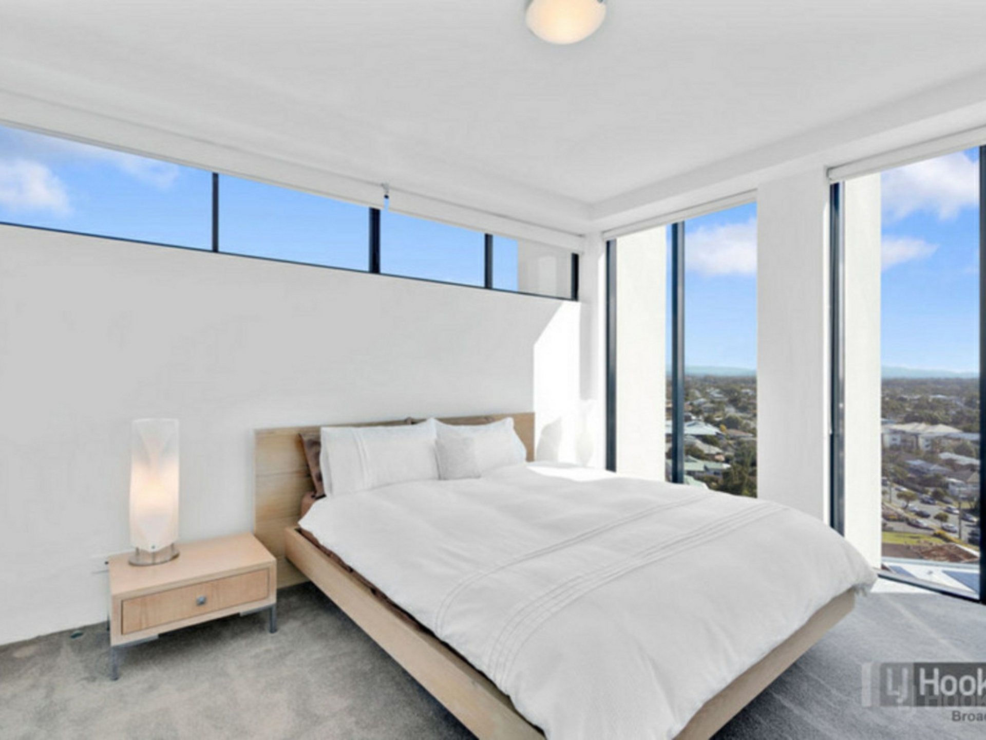 1001/230 Marine Parade, LABRADOR