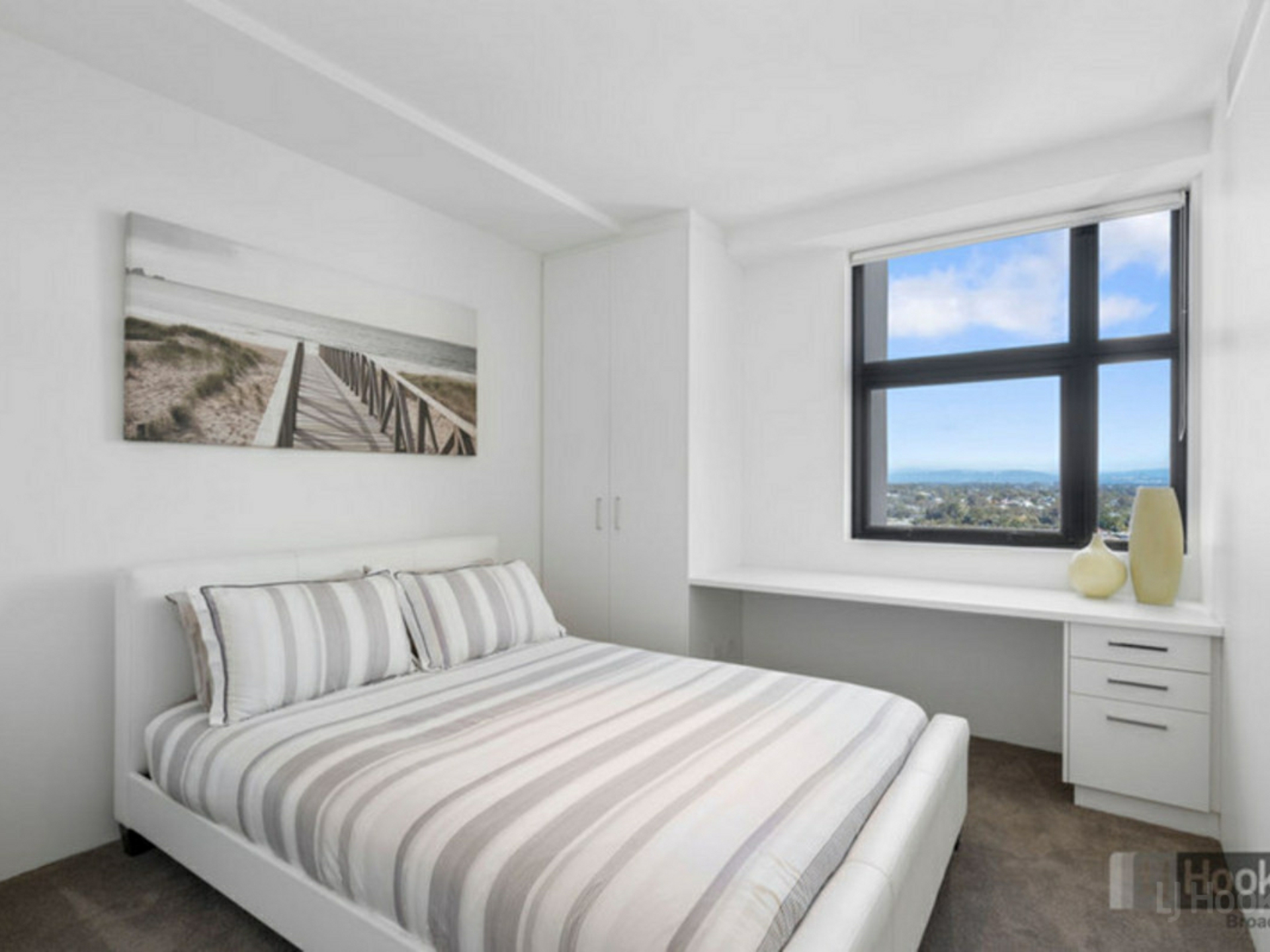 1001/230 Marine Parade, LABRADOR