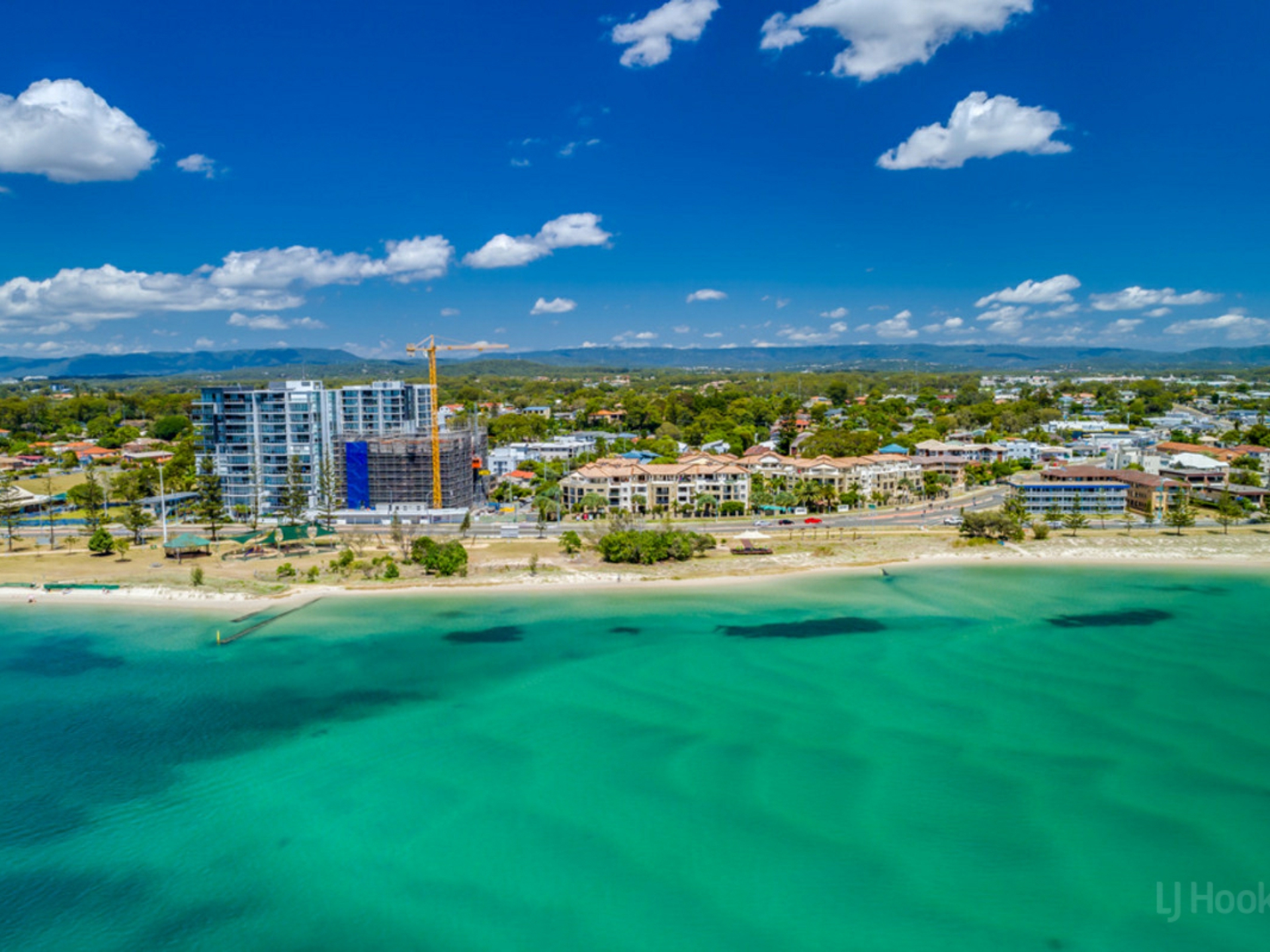 307/392 Marine Parade, LABRADOR