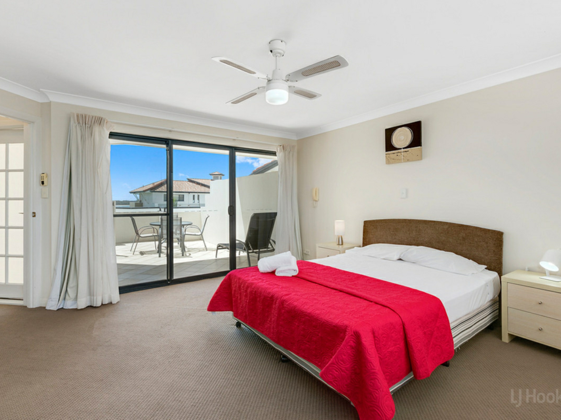 307/392 Marine Parade, LABRADOR