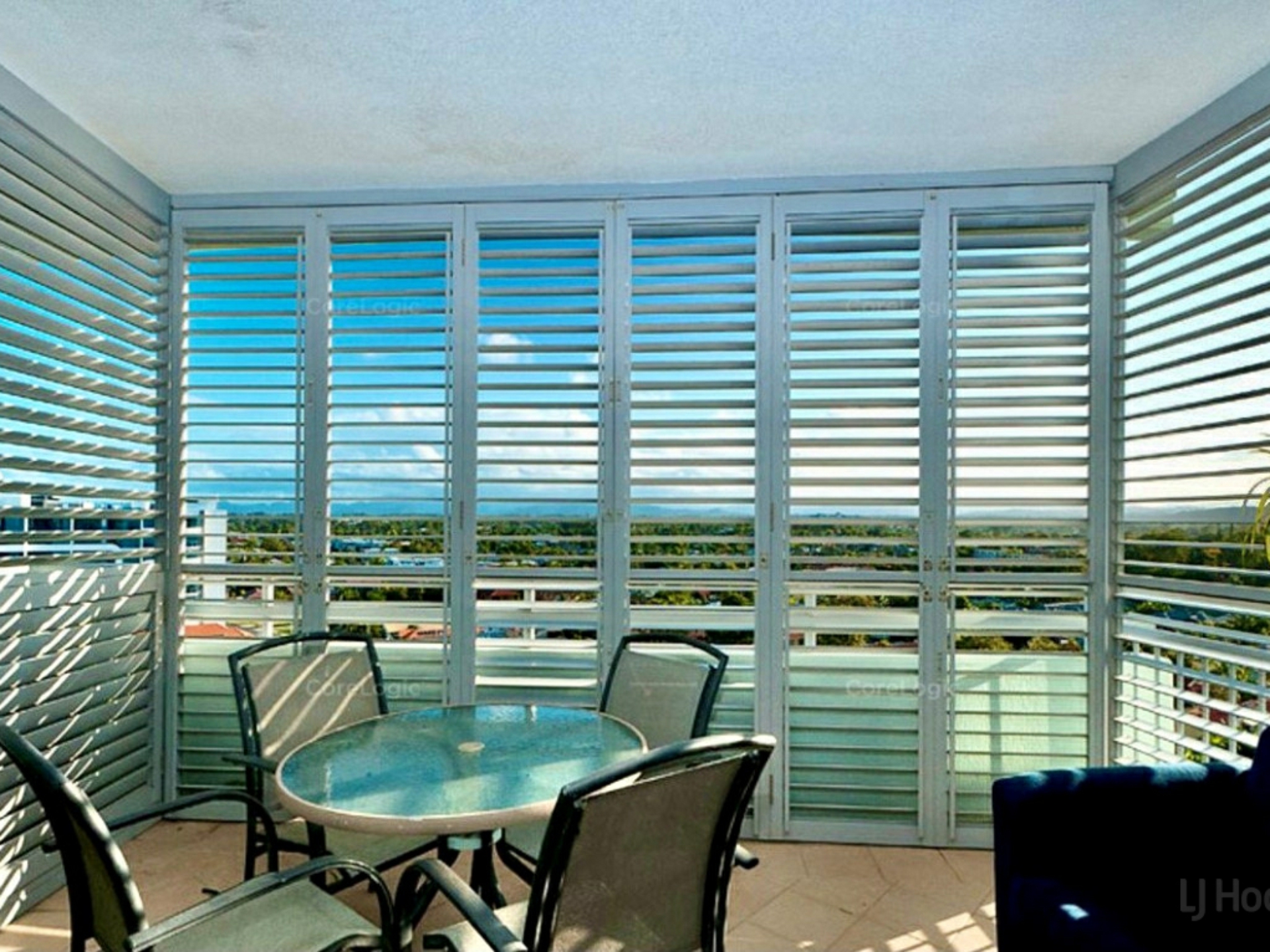 1108/360 Marine Parade, LABRADOR