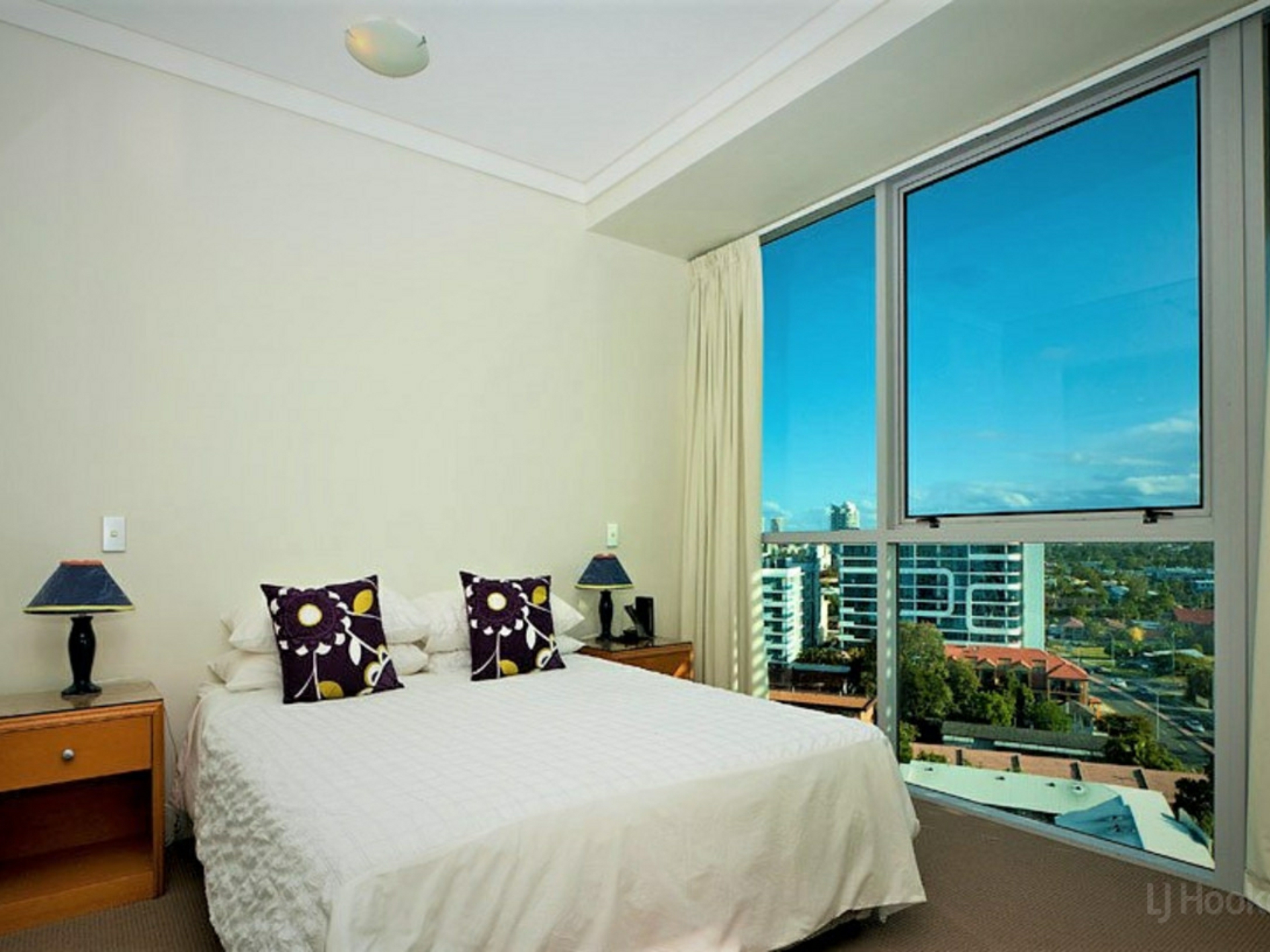 1108/360 Marine Parade, LABRADOR