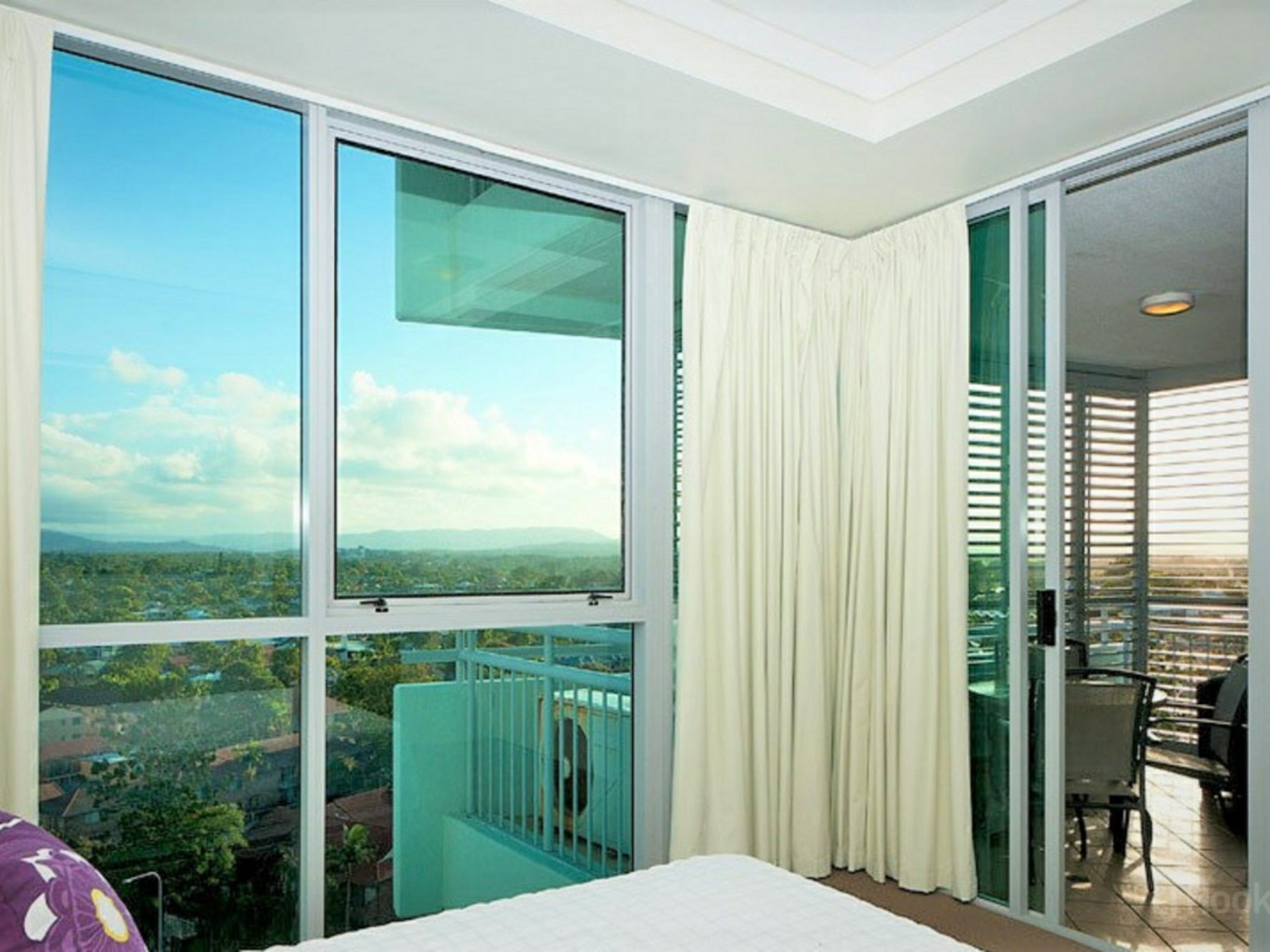 1108/360 Marine Parade, LABRADOR