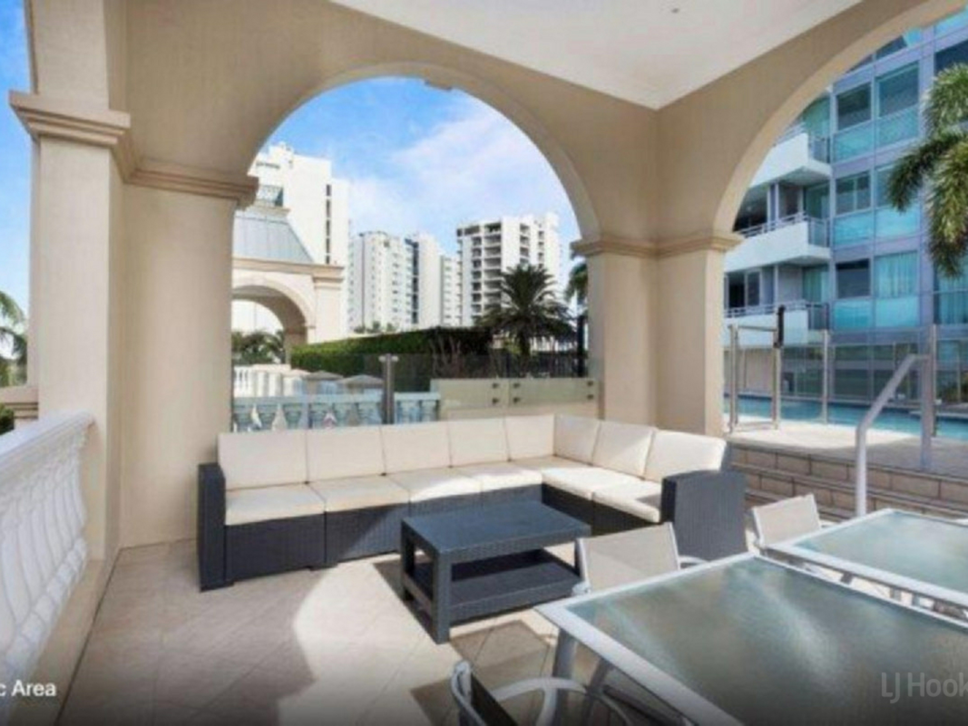 1108/360 Marine Parade, LABRADOR