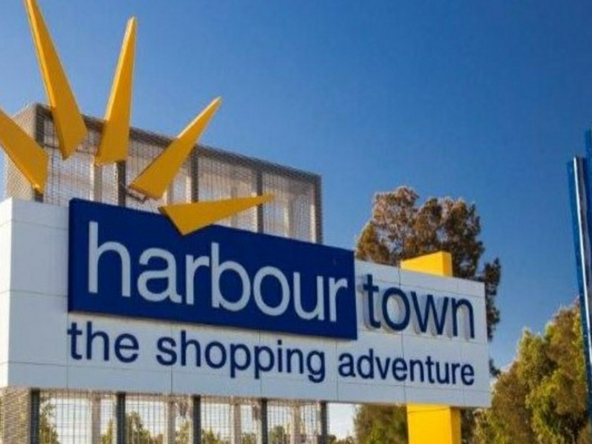 1108/360 Marine Parade, LABRADOR