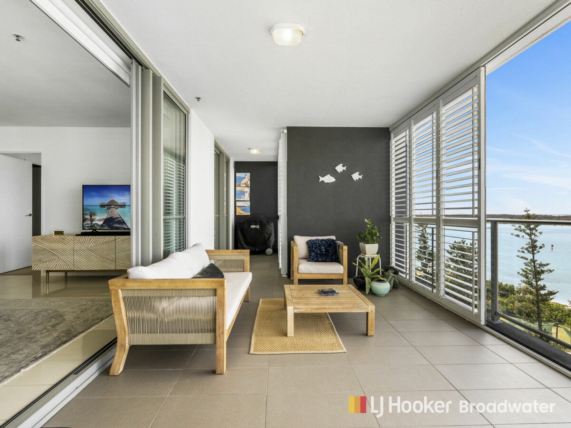 904/378 Marine Parade, LABRADOR