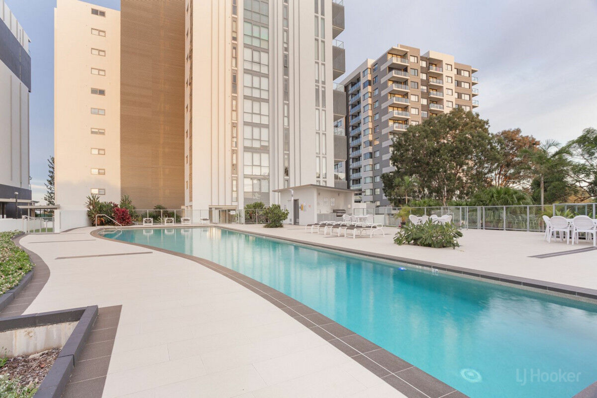 904/378 Marine Parade, LABRADOR