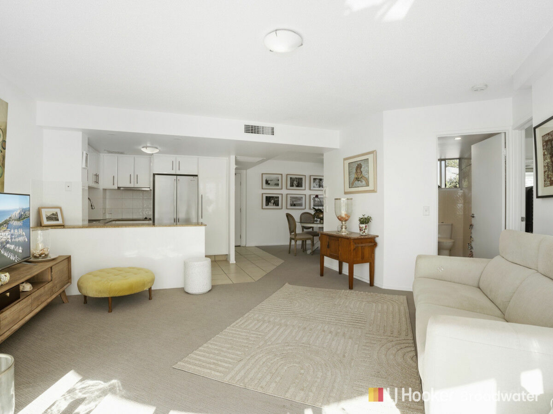 1/242-244 Marine Parade, LABRADOR