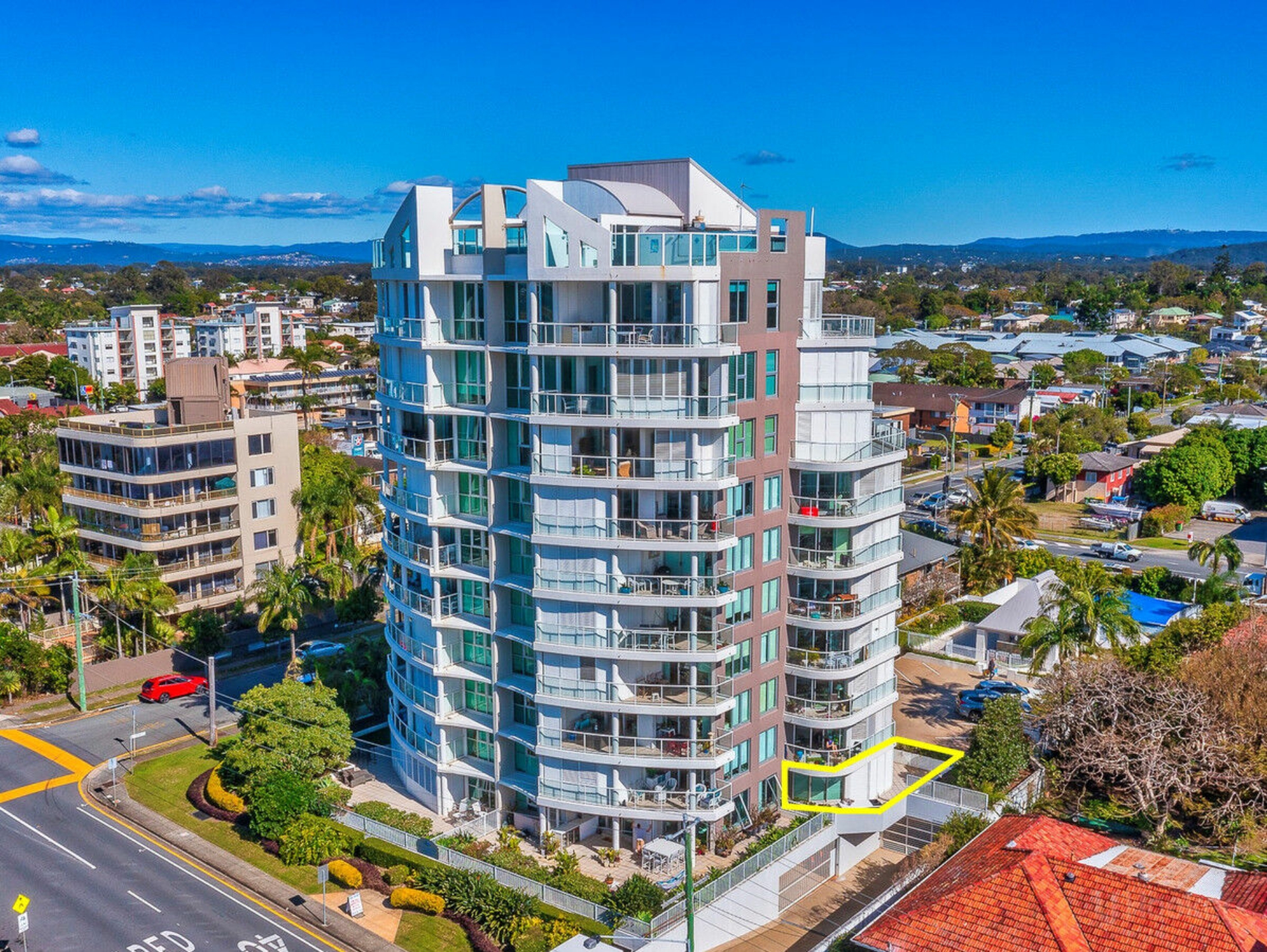 1/242-244 Marine Parade, LABRADOR