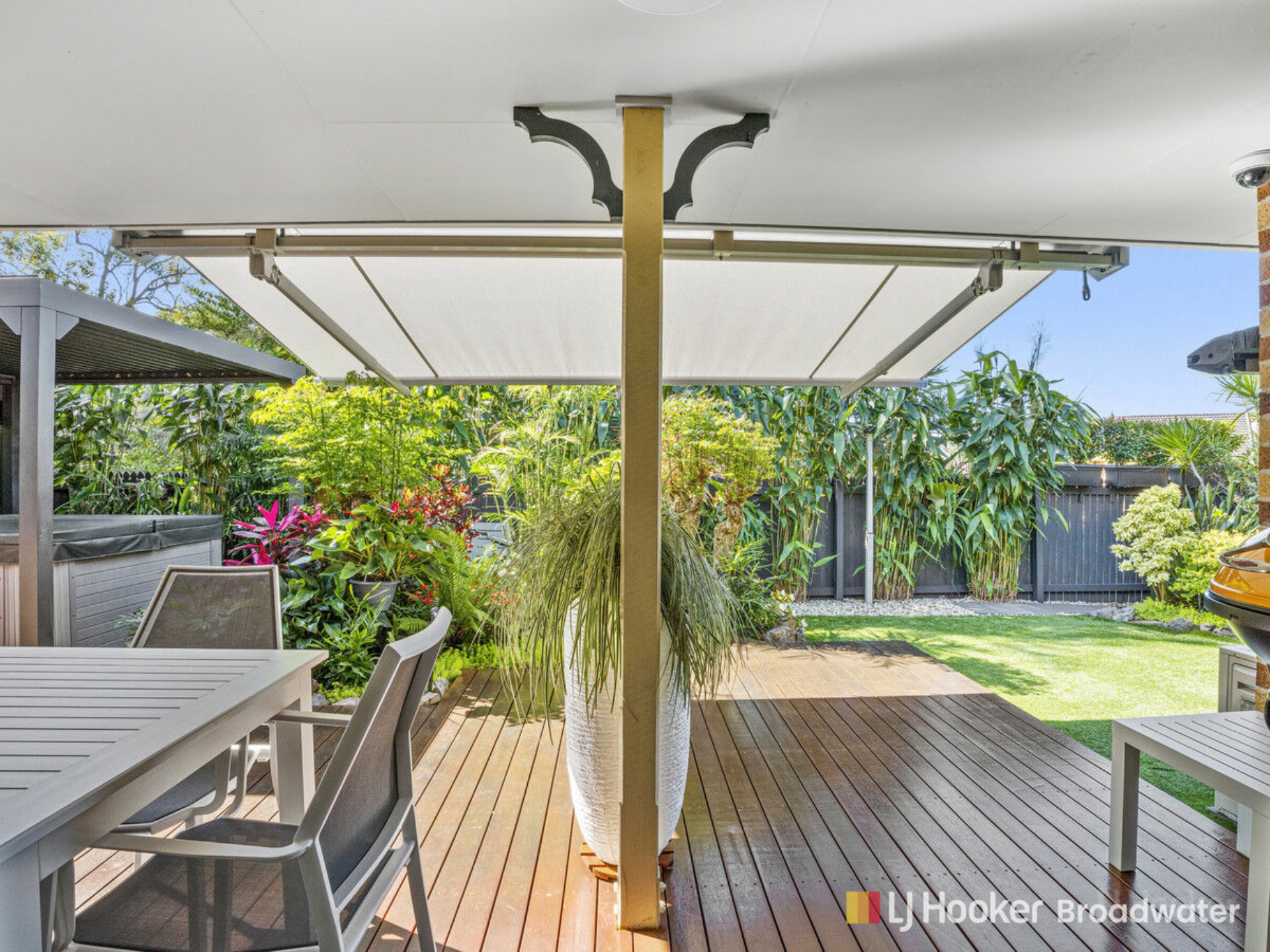 27/402 Pine Ridge Road, COOMBABAH