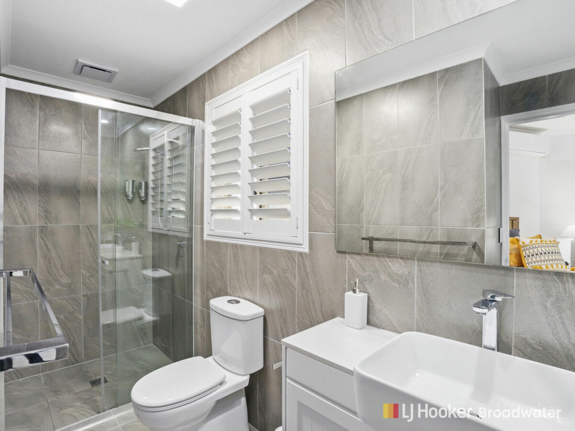 27/402 Pine Ridge Road, COOMBABAH