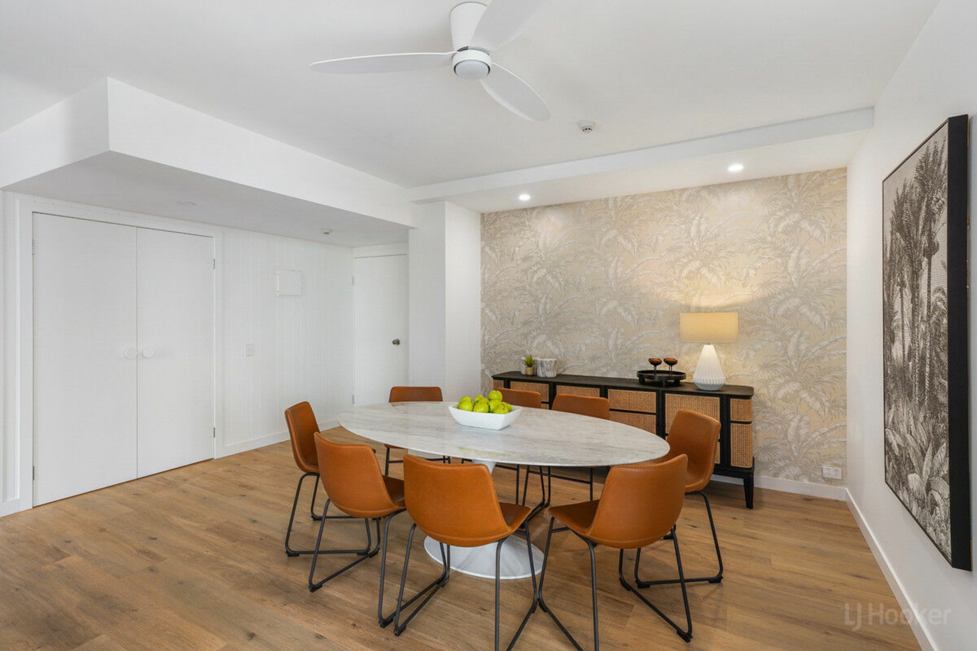 303/41 Labrador Street, LABRADOR