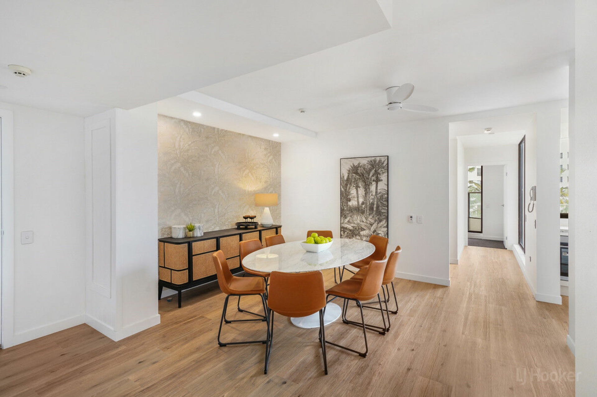 303/41 Labrador Street, LABRADOR