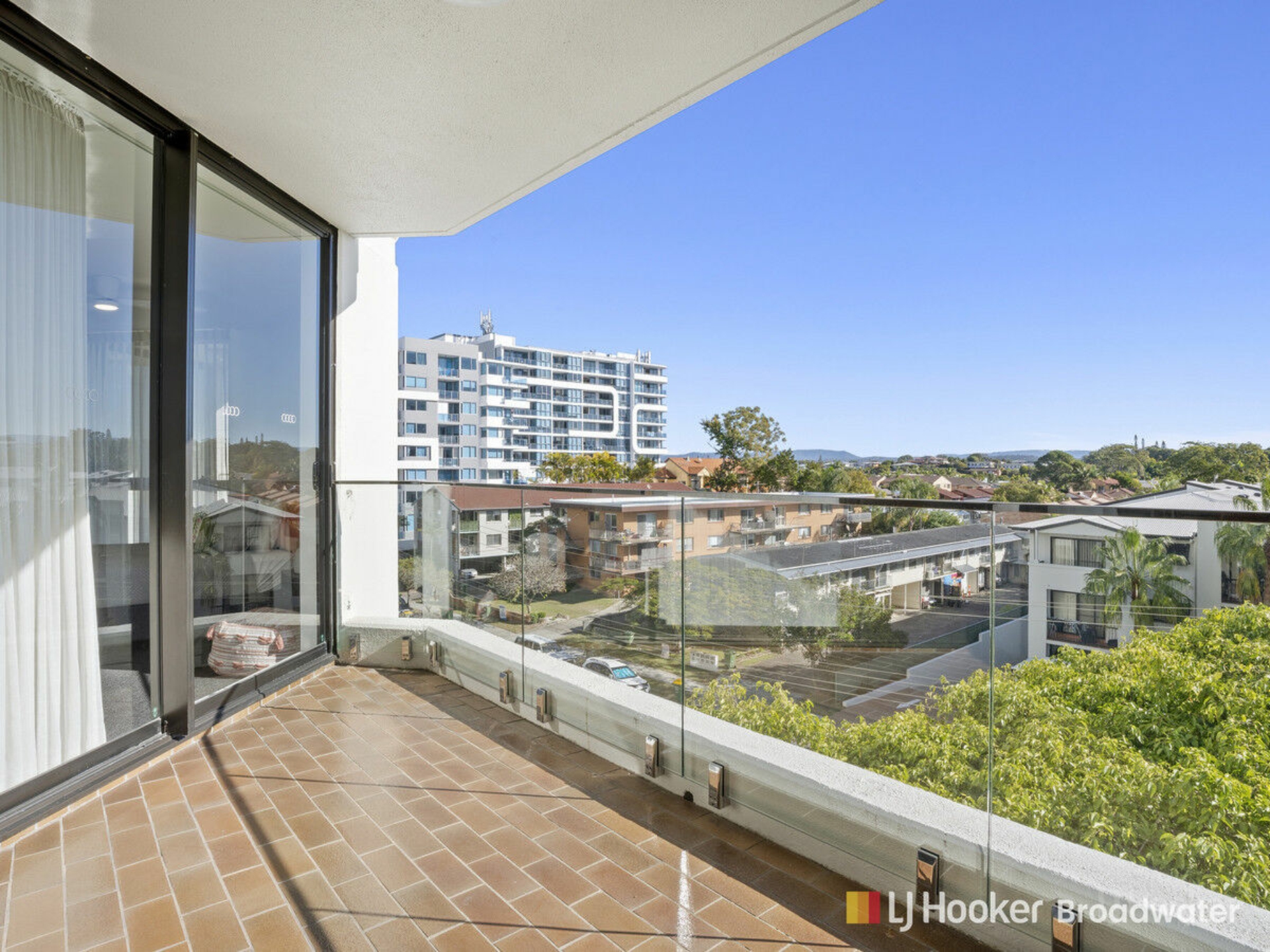 401/41 Labrador Street, LABRADOR