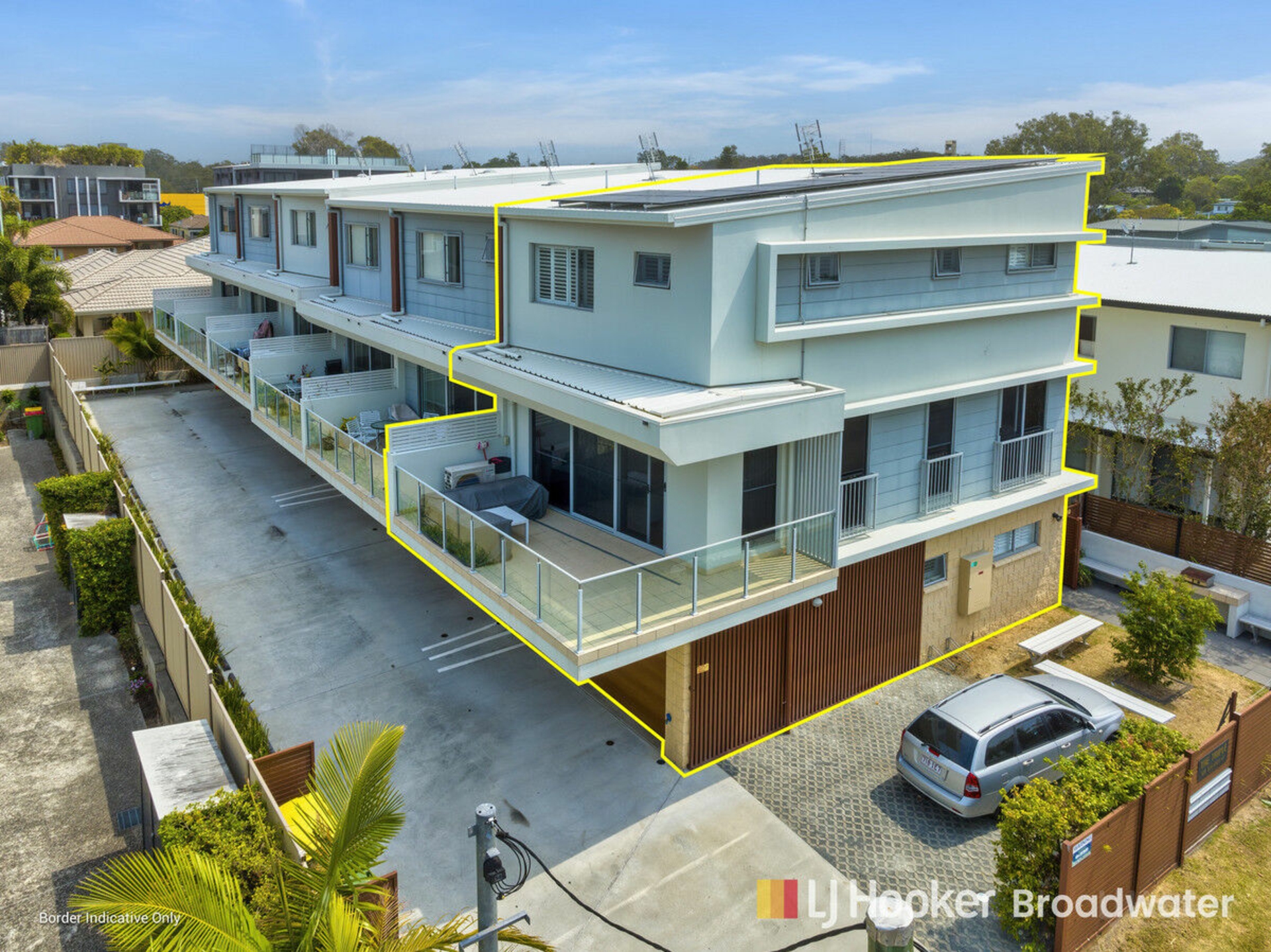 1/126 Eugaree Street, SOUTHPORT