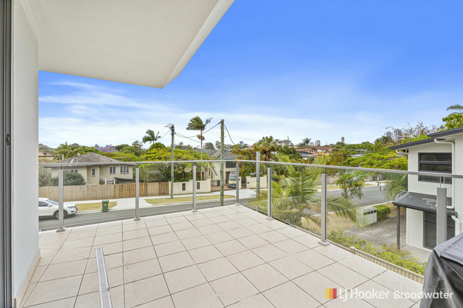 1/126 Eugaree Street, SOUTHPORT