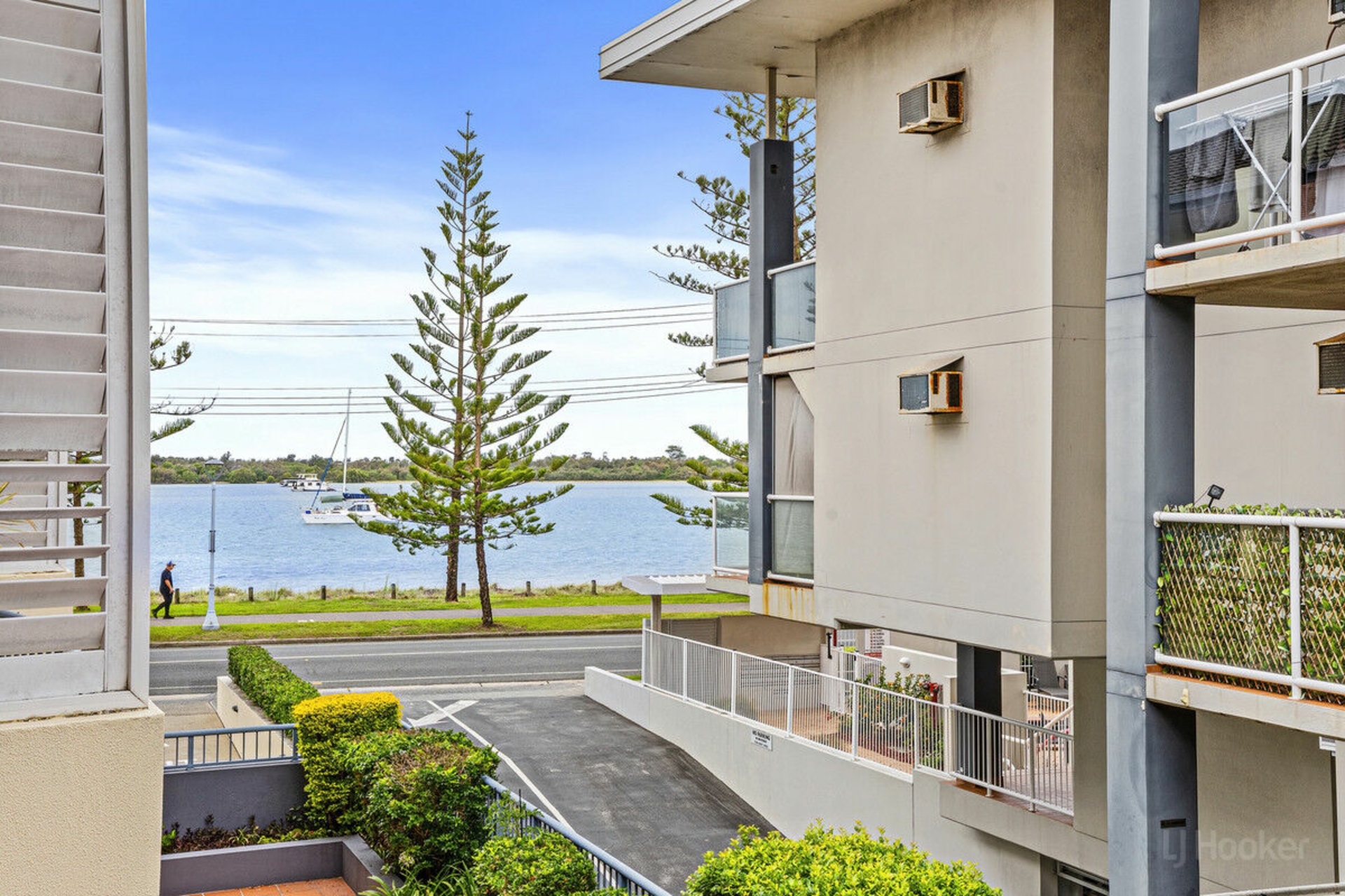 15/416 Marine Parade Biggera Waters QLD Unit for Sale LJ Hooker