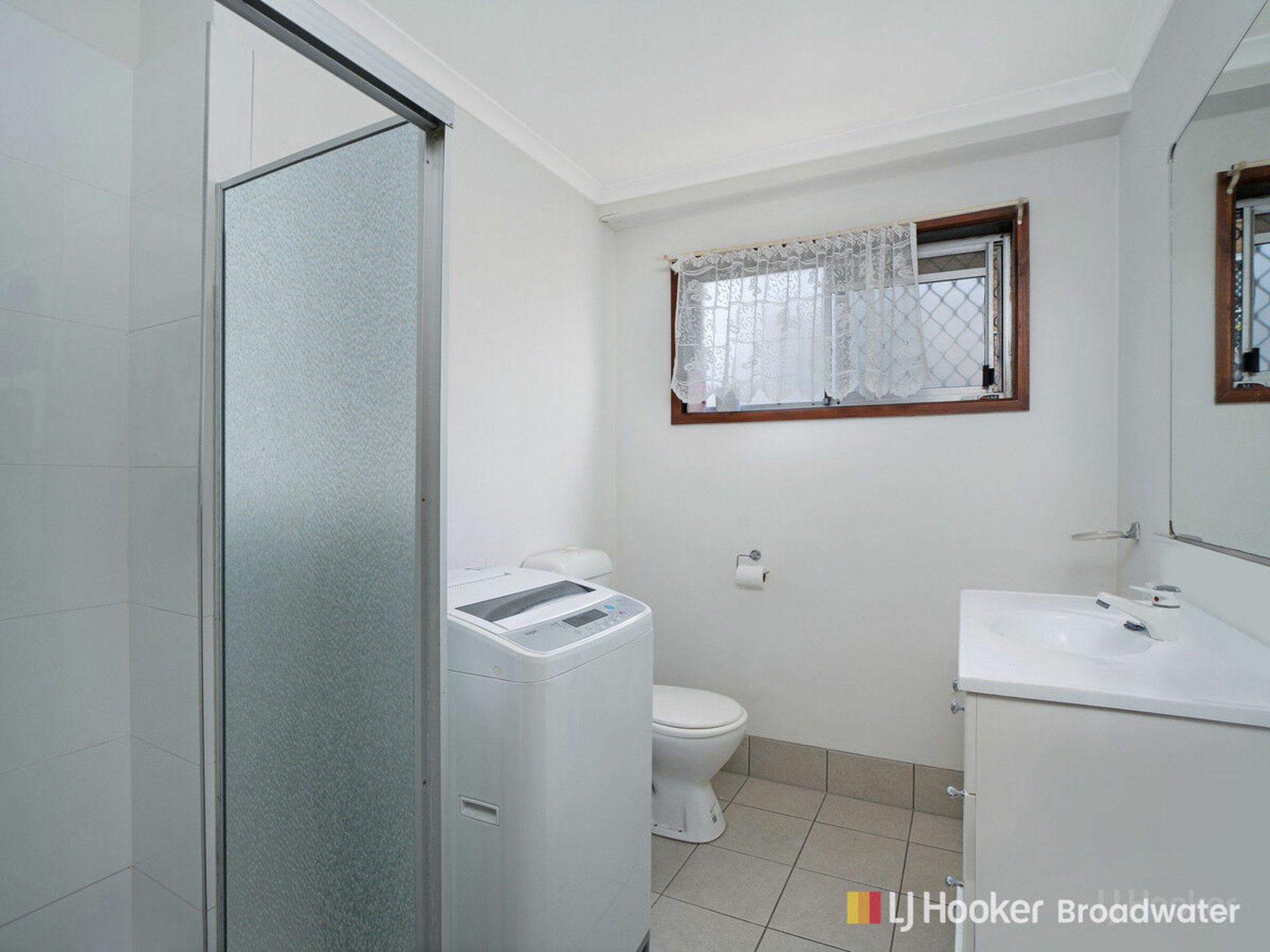 2/39 Middle Street Labrador QLD - Unit for Sale - LJ Hooker