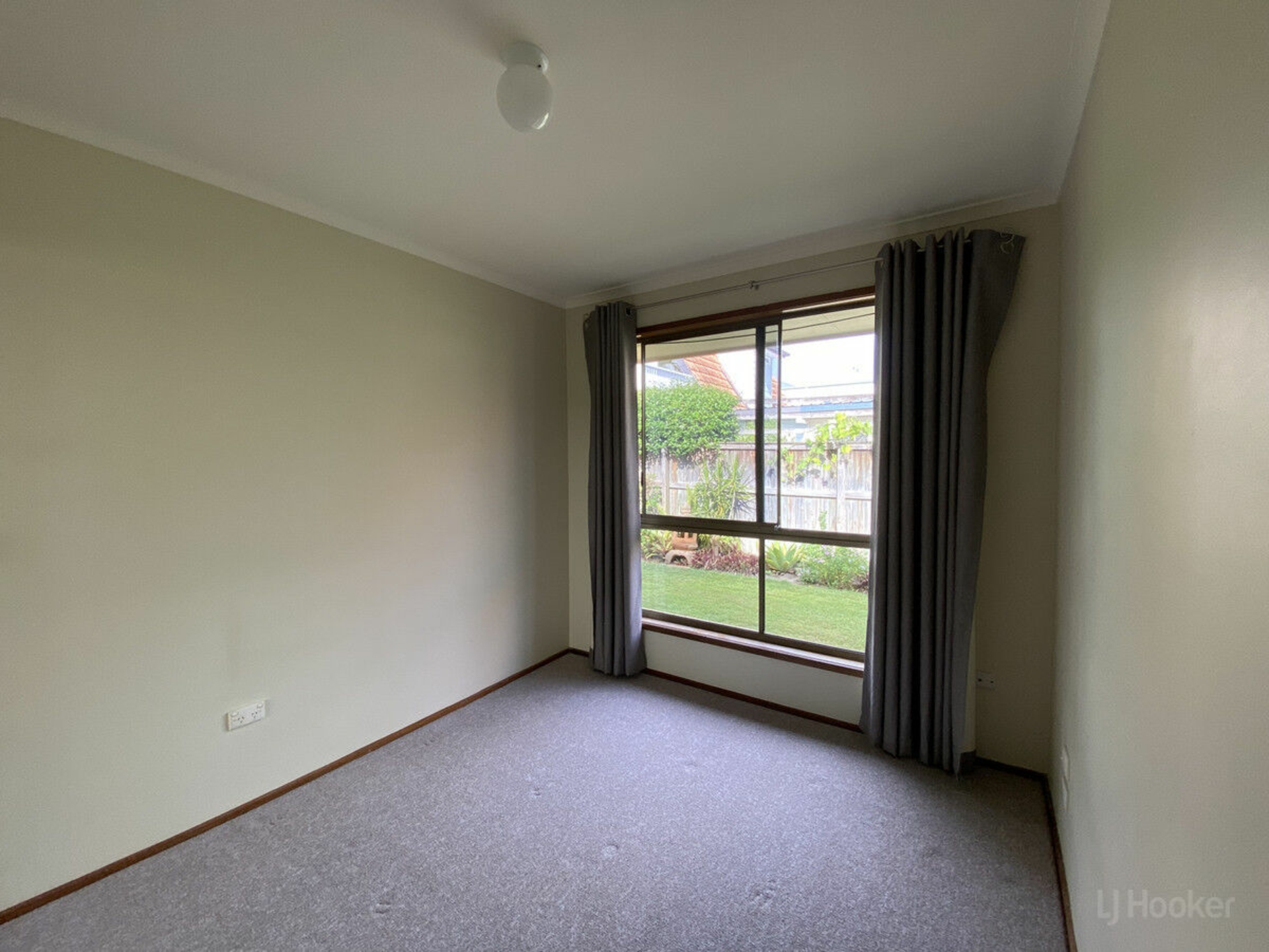 1/32 Drake Avenue, PARADISE POINT