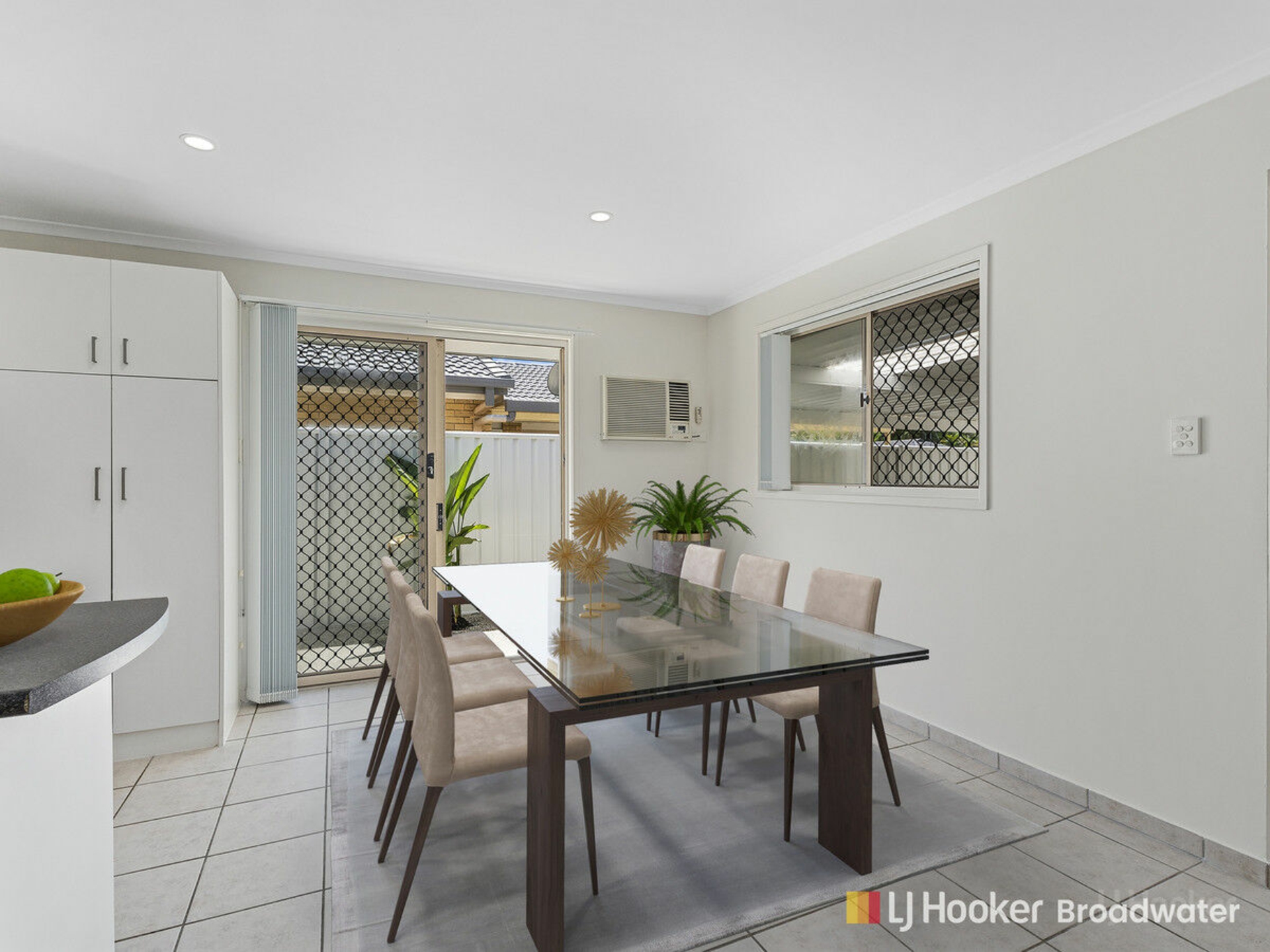 2/144 Kumbari Avenue, LABRADOR
