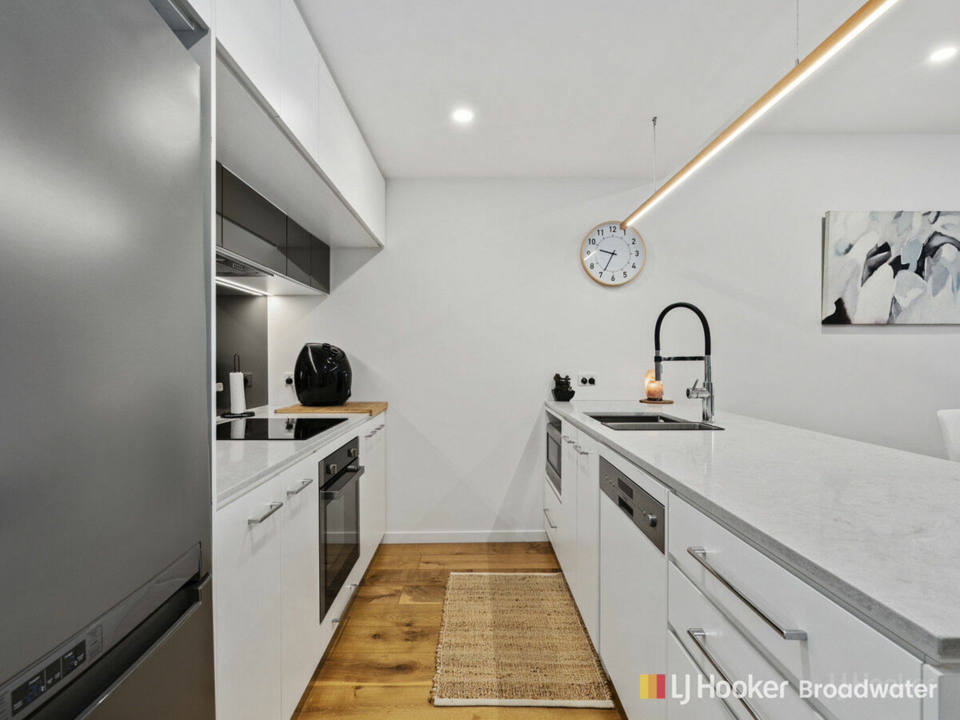 708/110 Frank Street, LABRADOR