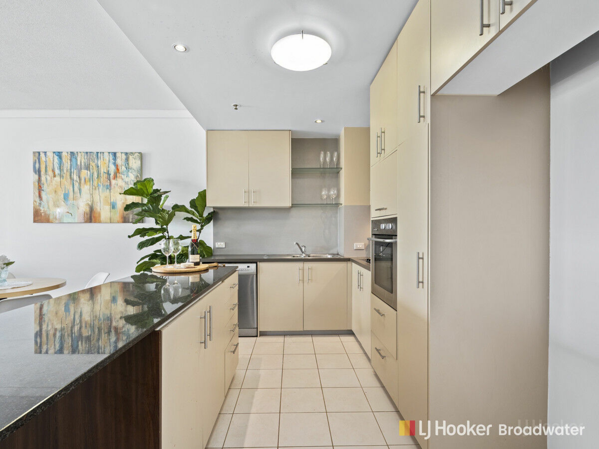 311/360 Marine Parade, LABRADOR