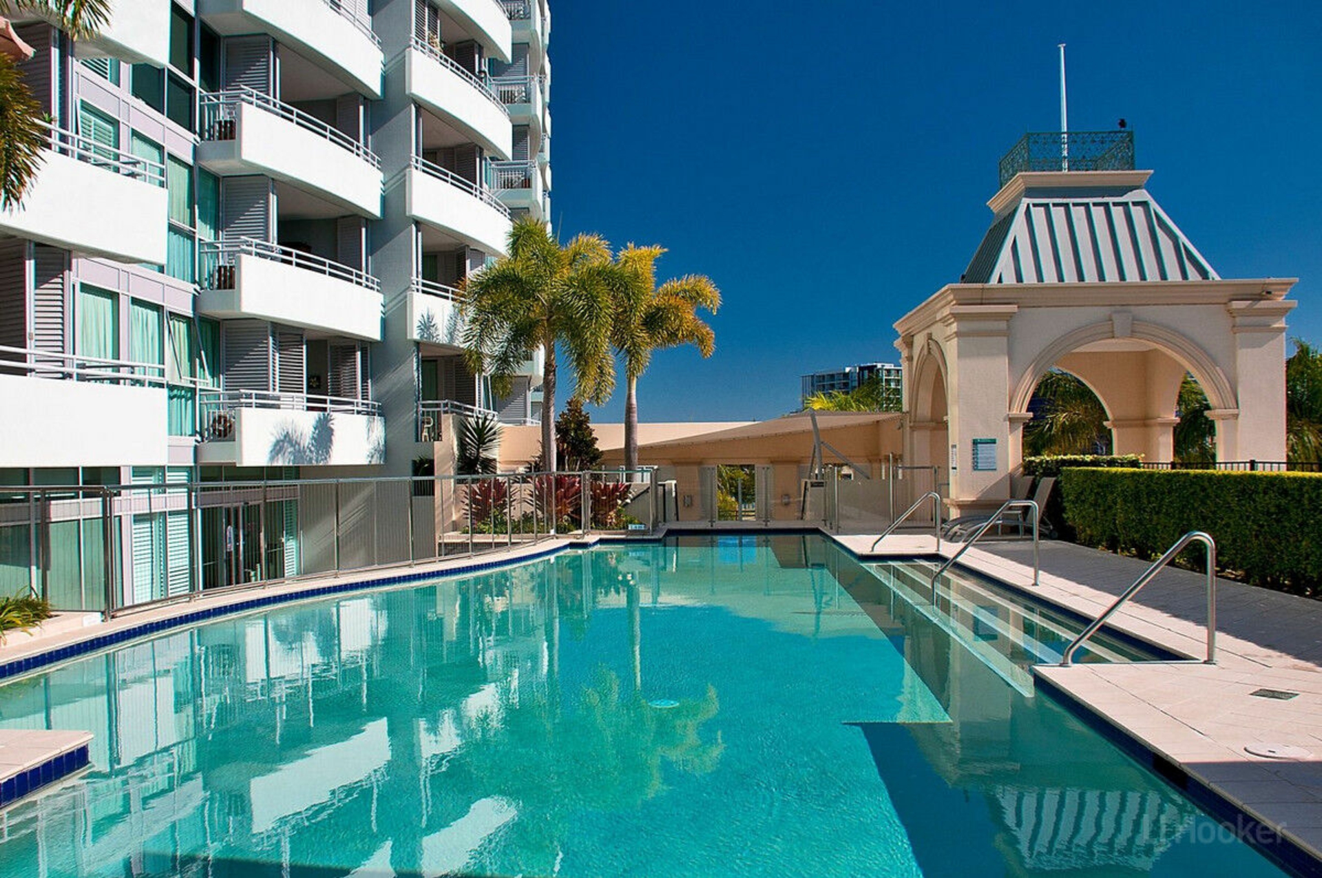 311/360 Marine Parade, LABRADOR