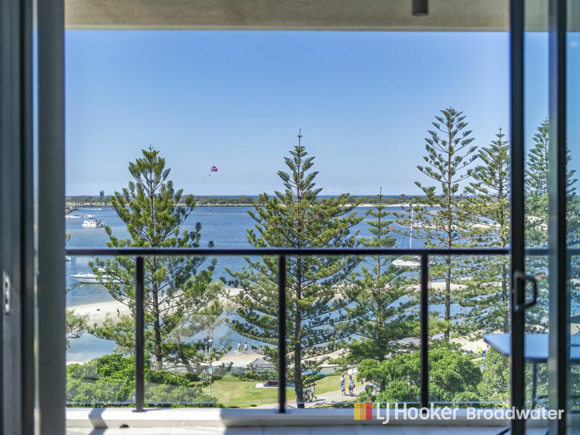 601/372 Marine Parade, LABRADOR