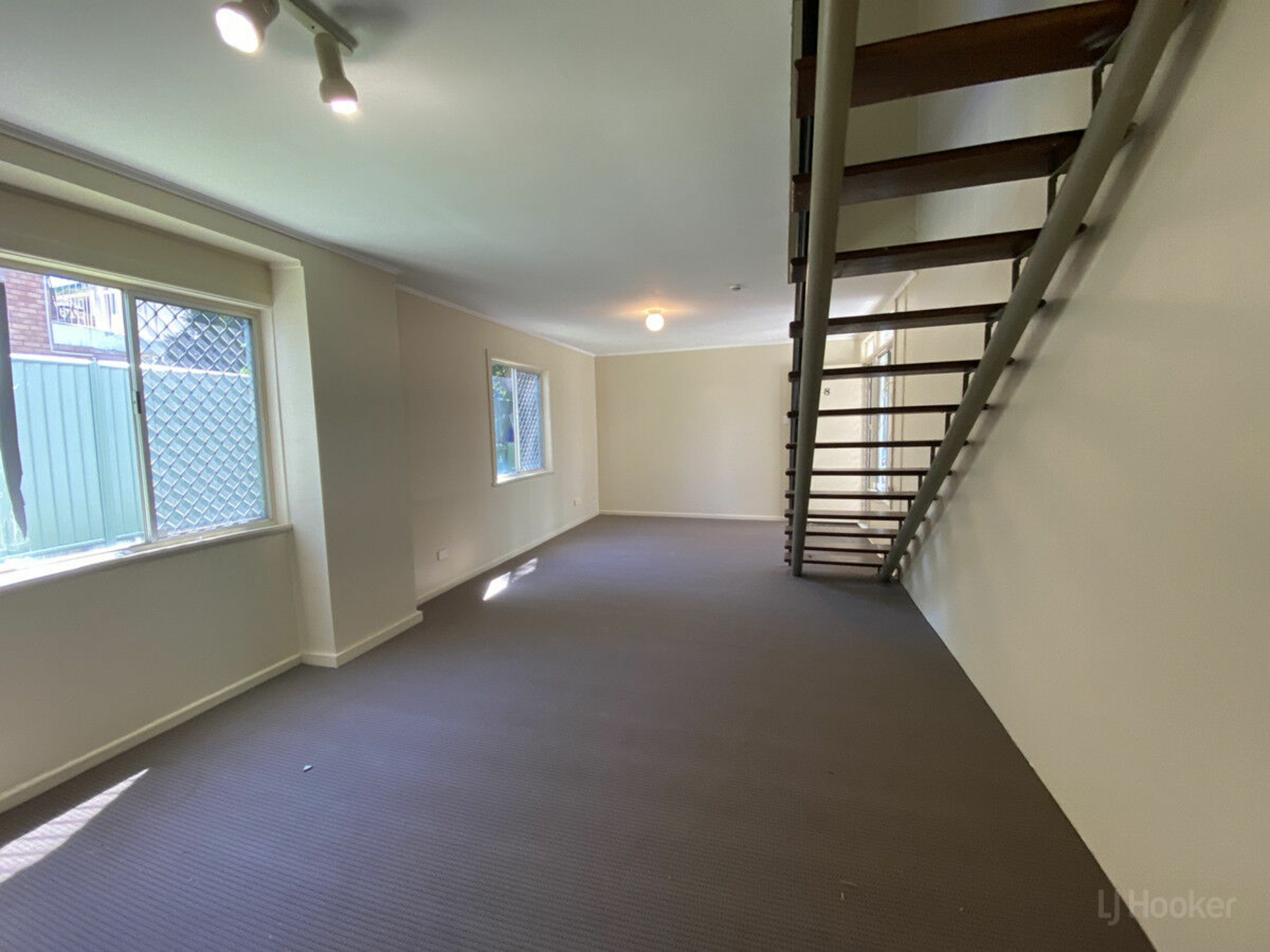 8/34 Labrador Street, LABRADOR