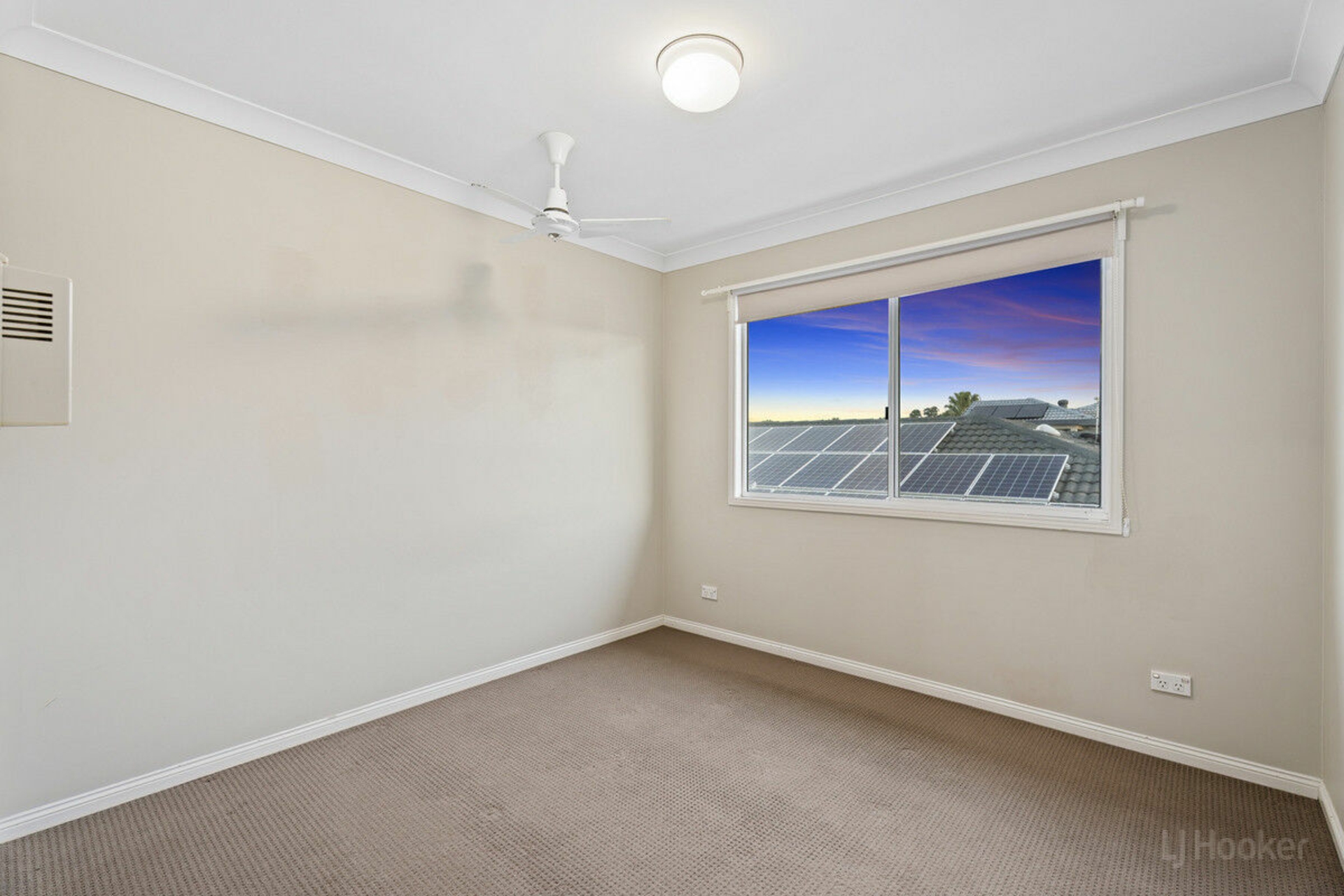 12 Midnight Court, RUNAWAY BAY