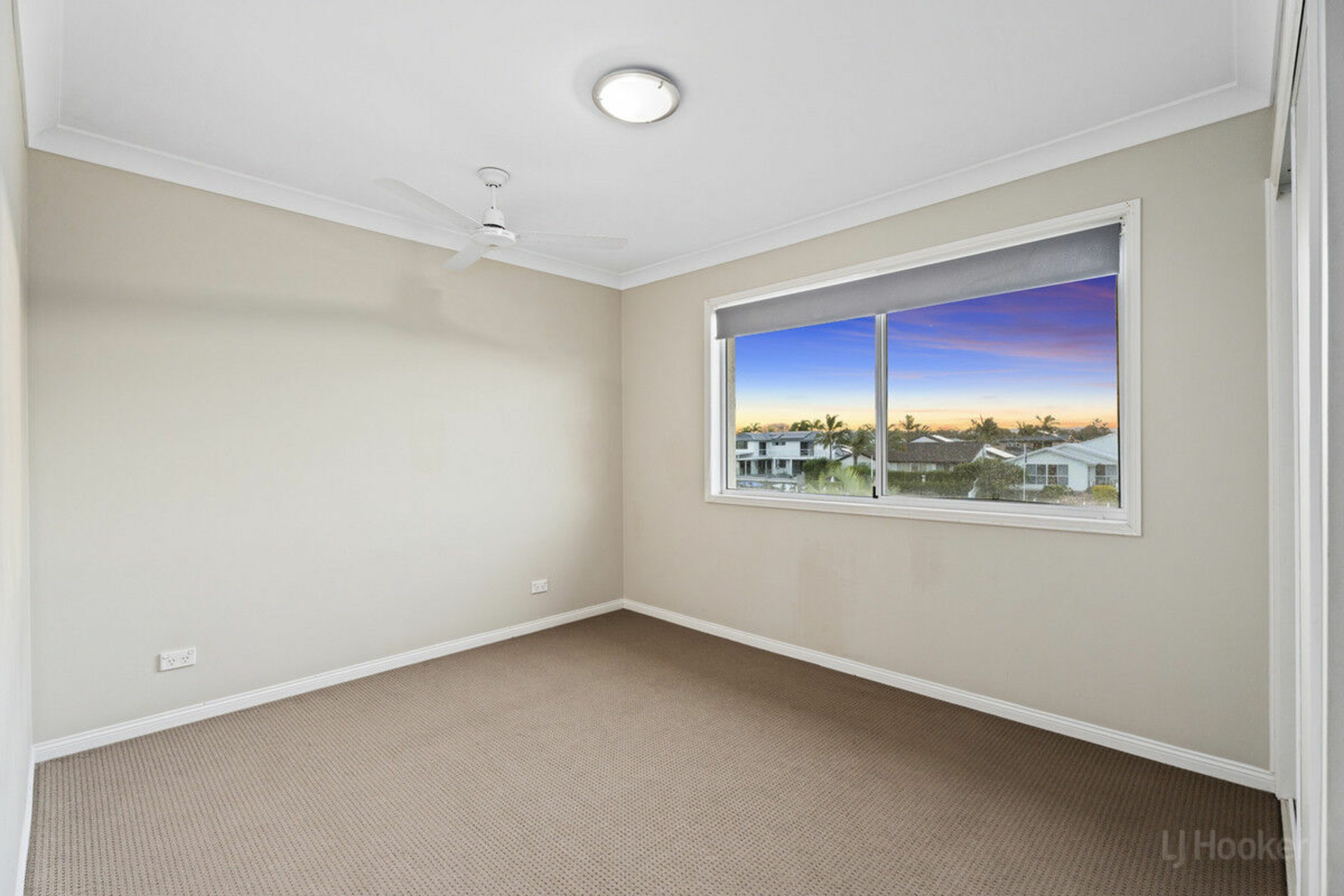 12 Midnight Court, RUNAWAY BAY
