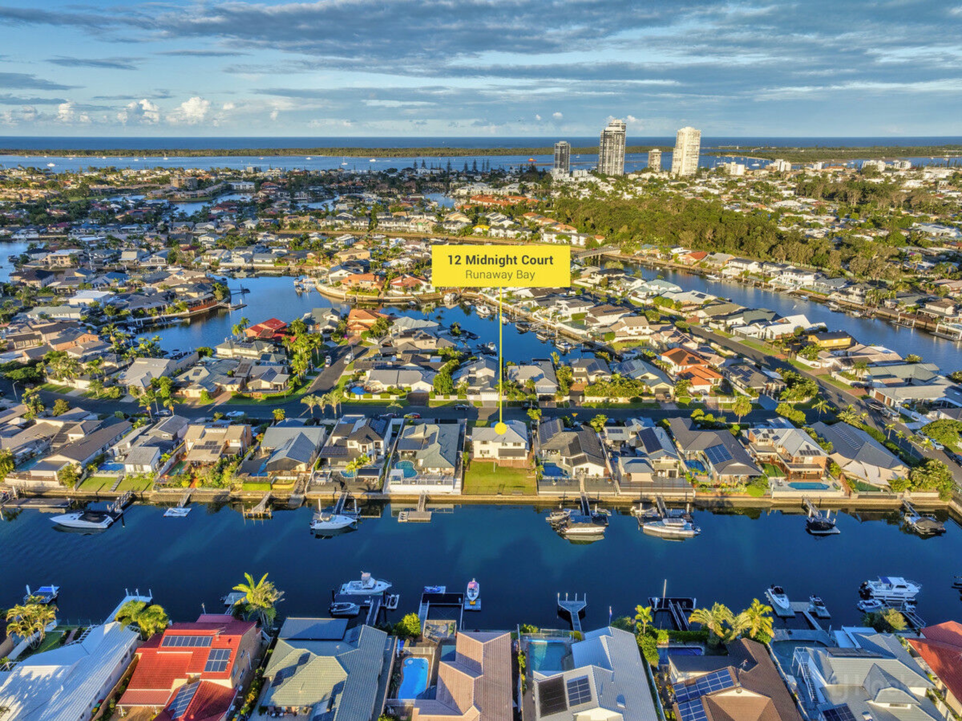 12 Midnight Court, RUNAWAY BAY