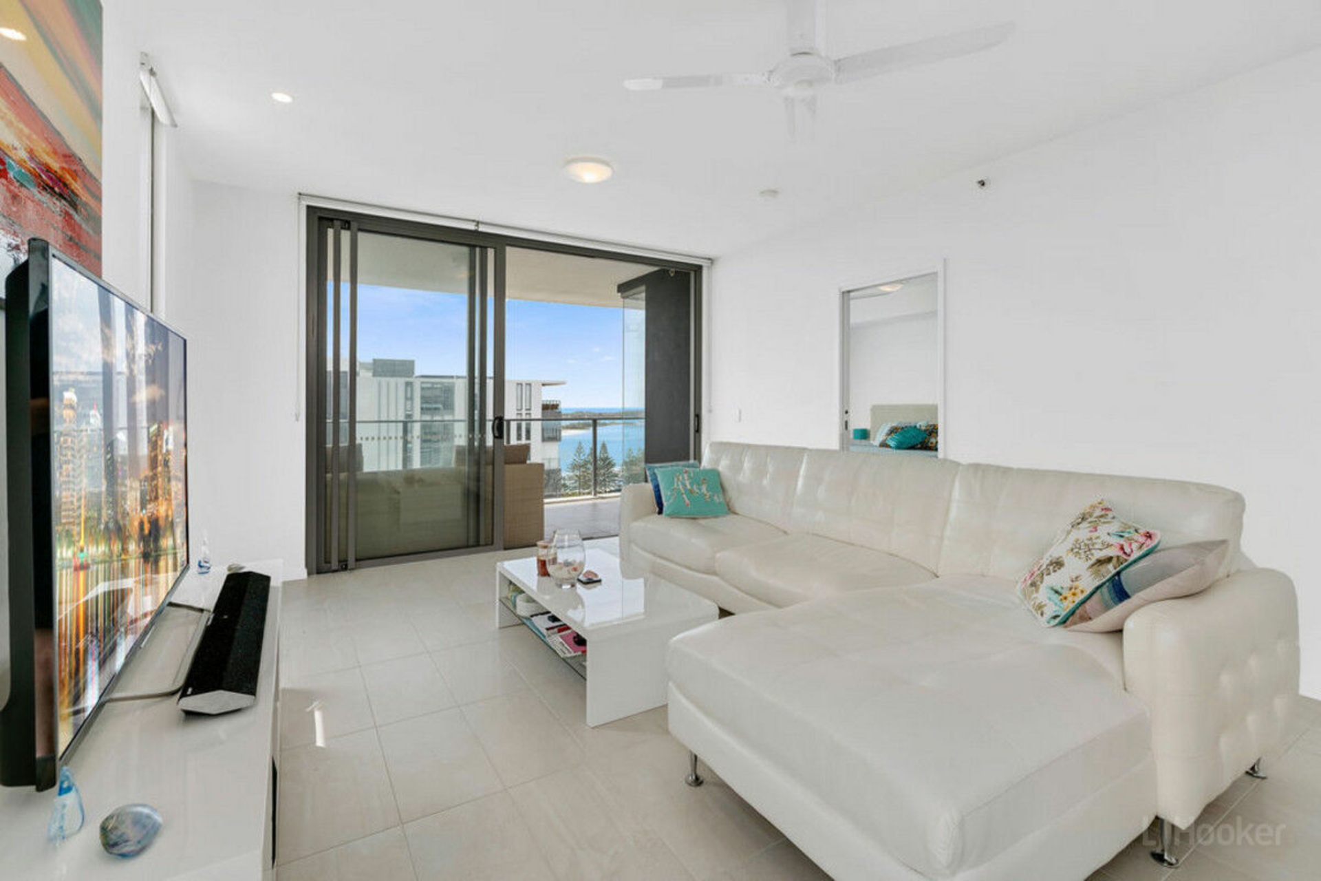 1211/17 Bath Street, LABRADOR