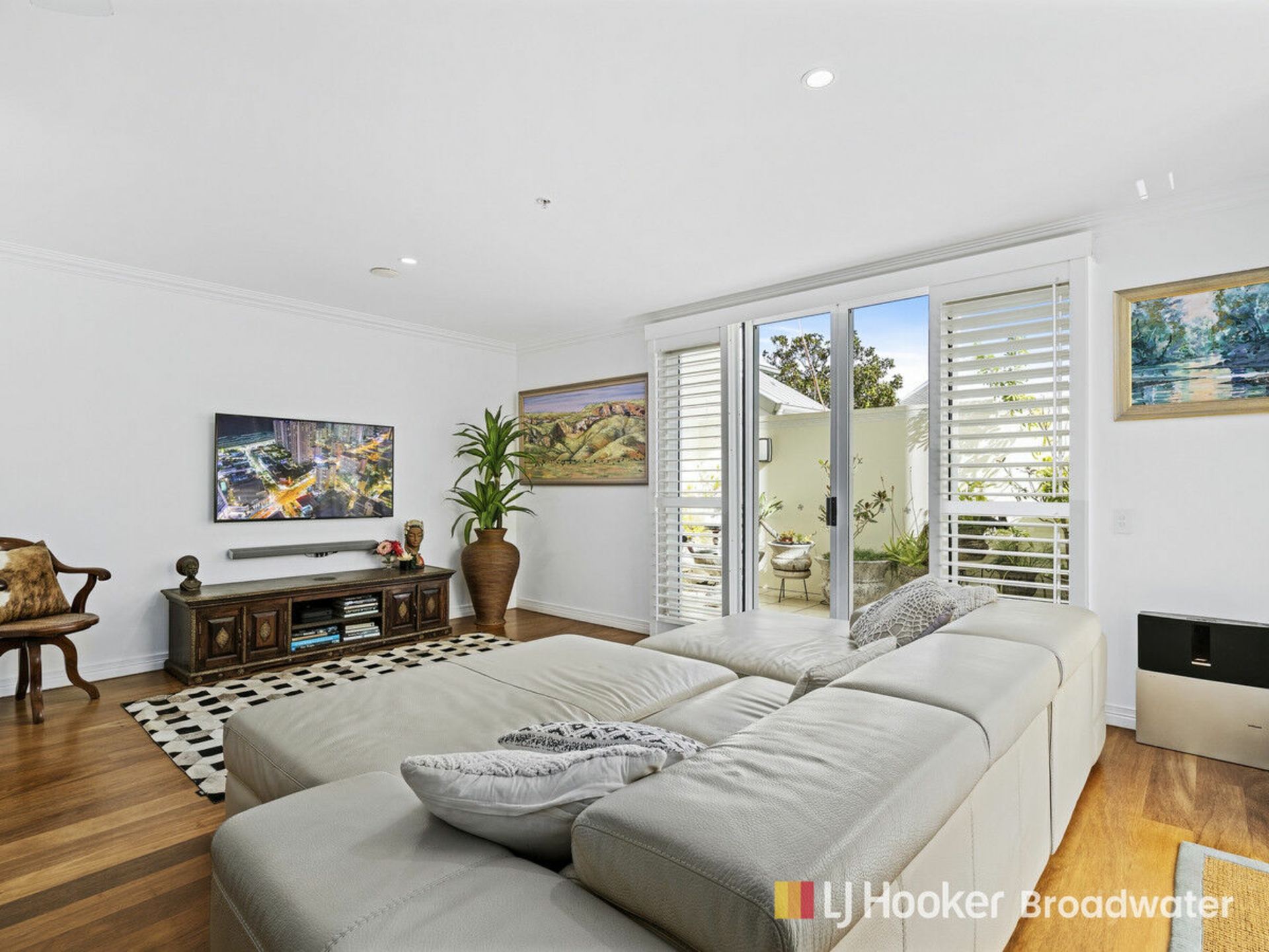 103/212-214 Marine Parade, LABRADOR