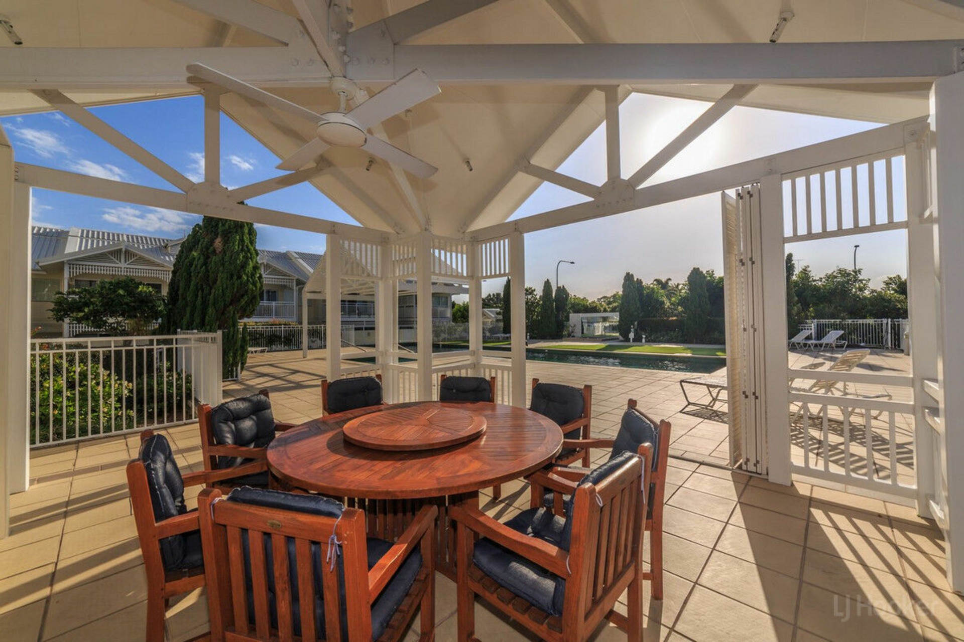 103/212-214 Marine Parade, LABRADOR