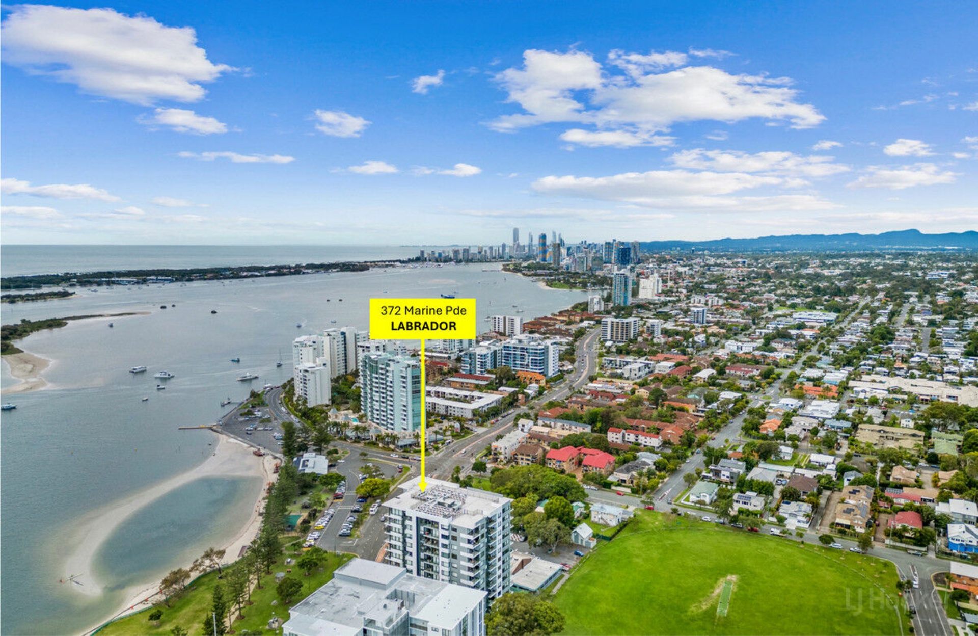 1001/372 Marine Parade, LABRADOR