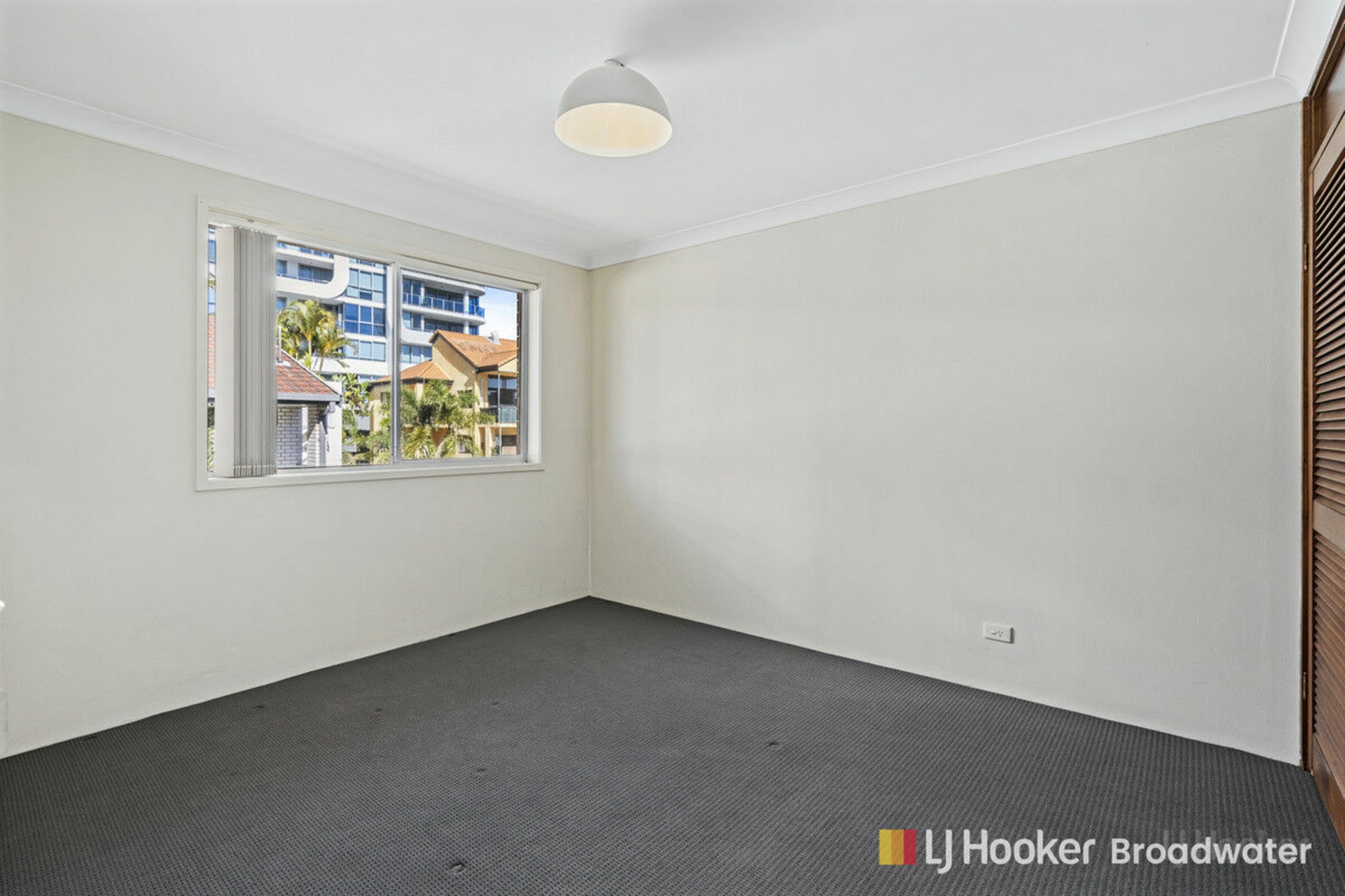 7/30 Labrador Street, LABRADOR