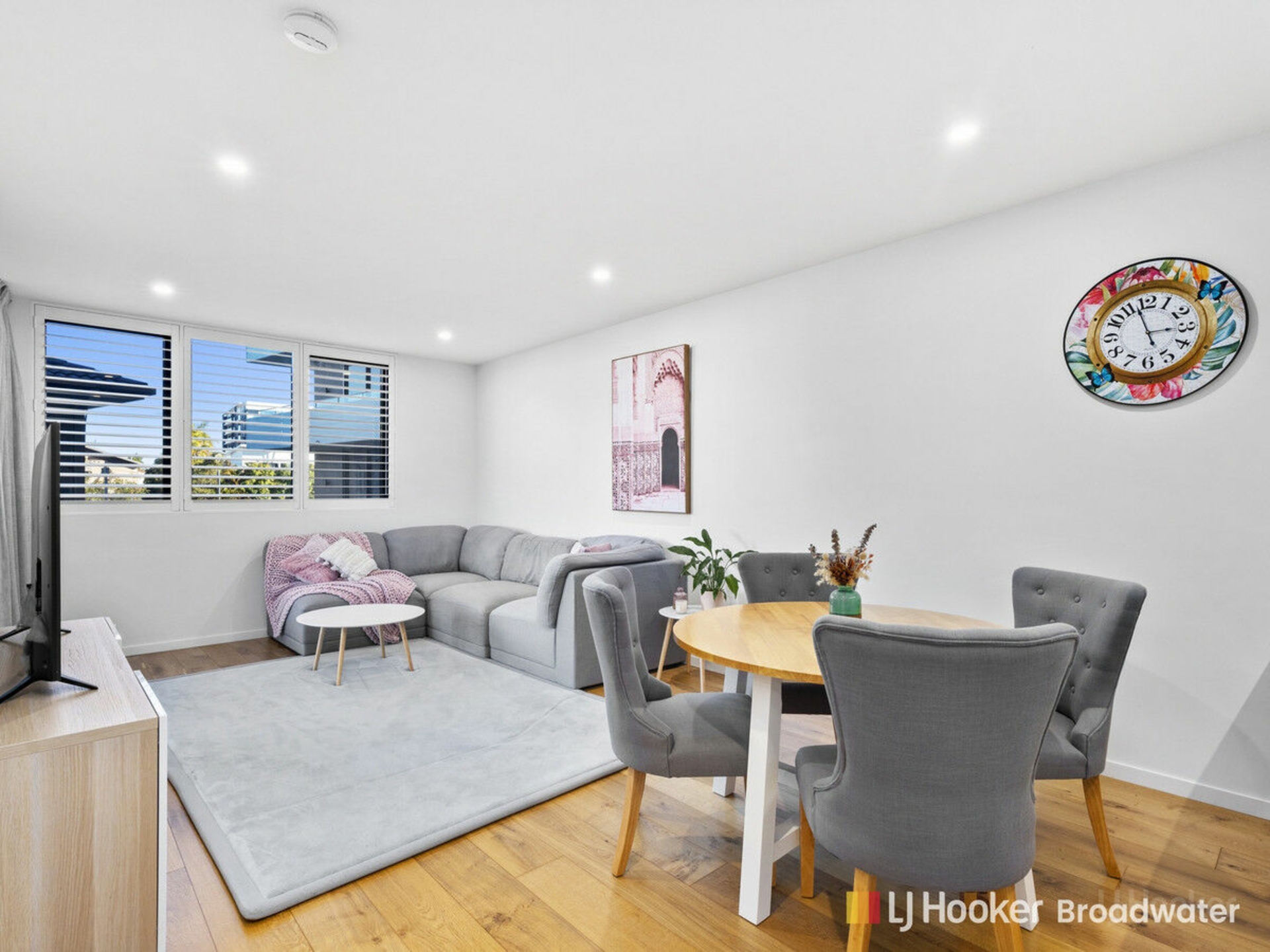 207/110 Frank Street, LABRADOR