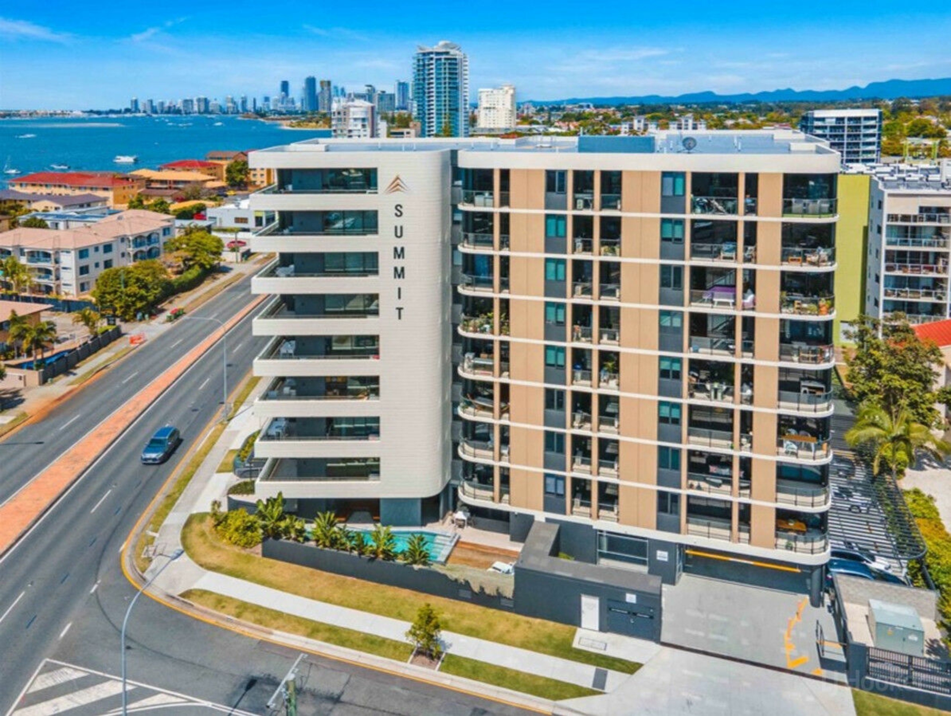 207/110 Frank Street, LABRADOR