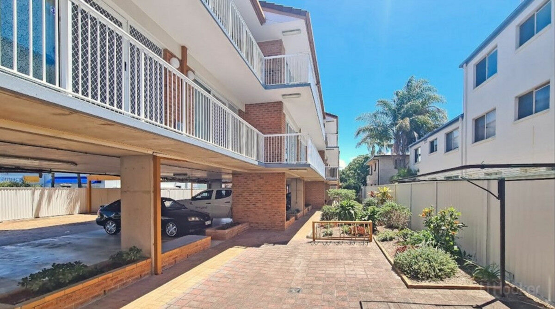 13/4 Brighton Street, BIGGERA WATERS