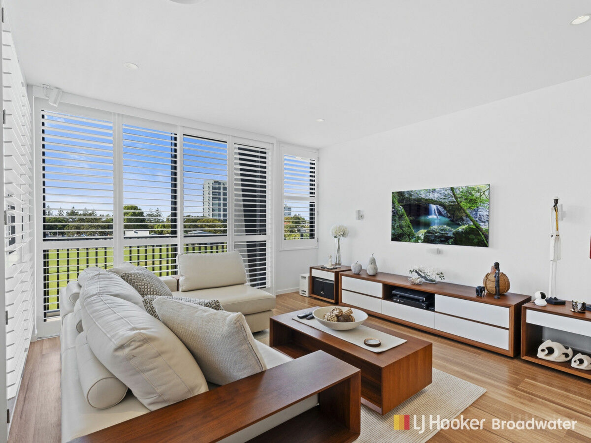 7/8 Bath Street, LABRADOR