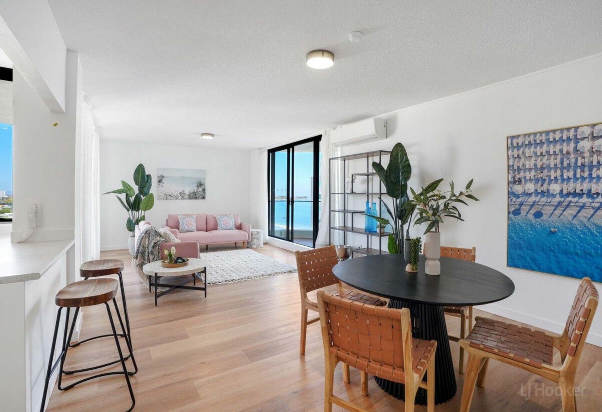 701/41 Labrador Street, LABRADOR