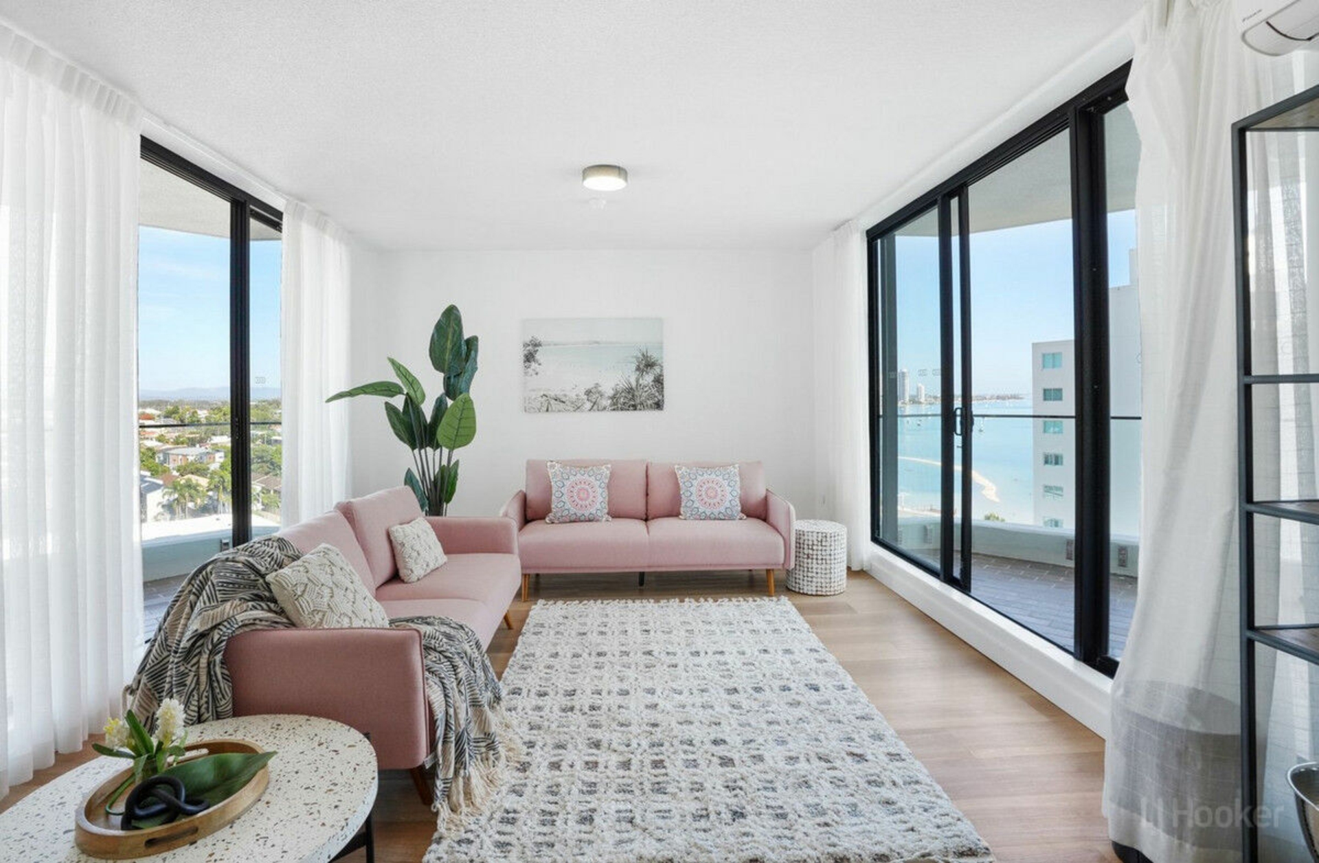 701/41 Labrador Street, LABRADOR