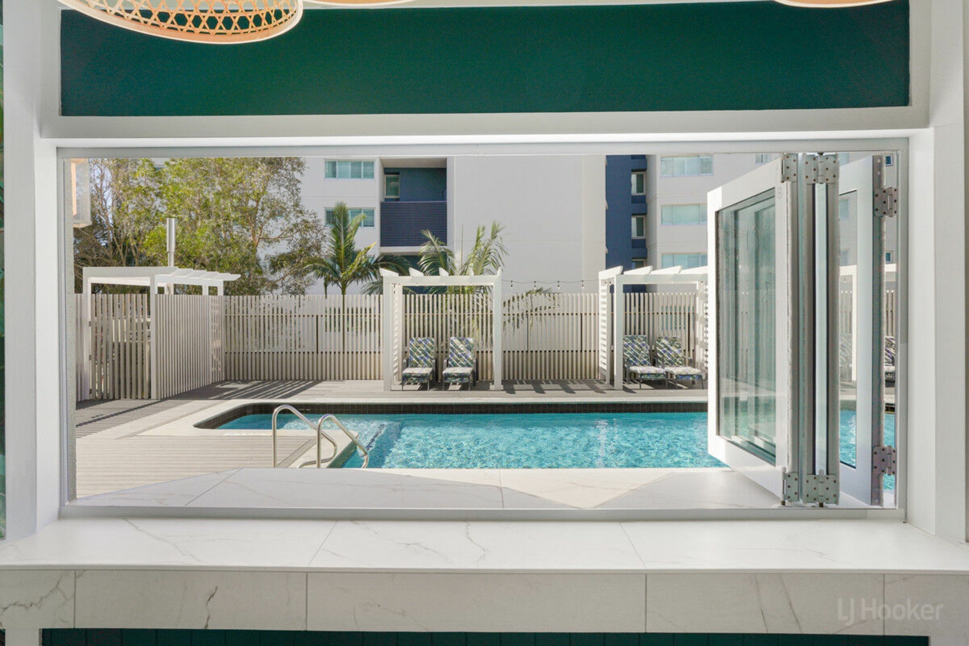701/41 Labrador Street, LABRADOR