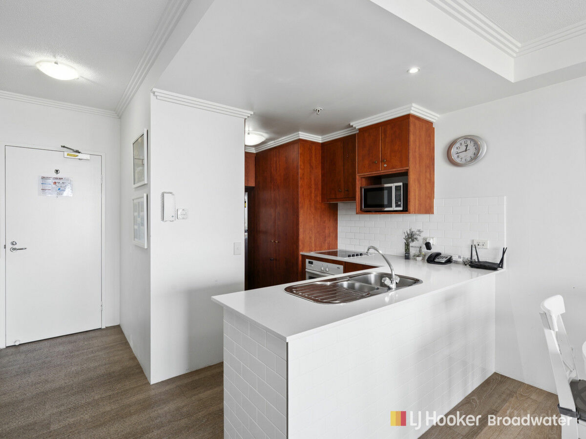 709/182-192 Marine Parade, LABRADOR