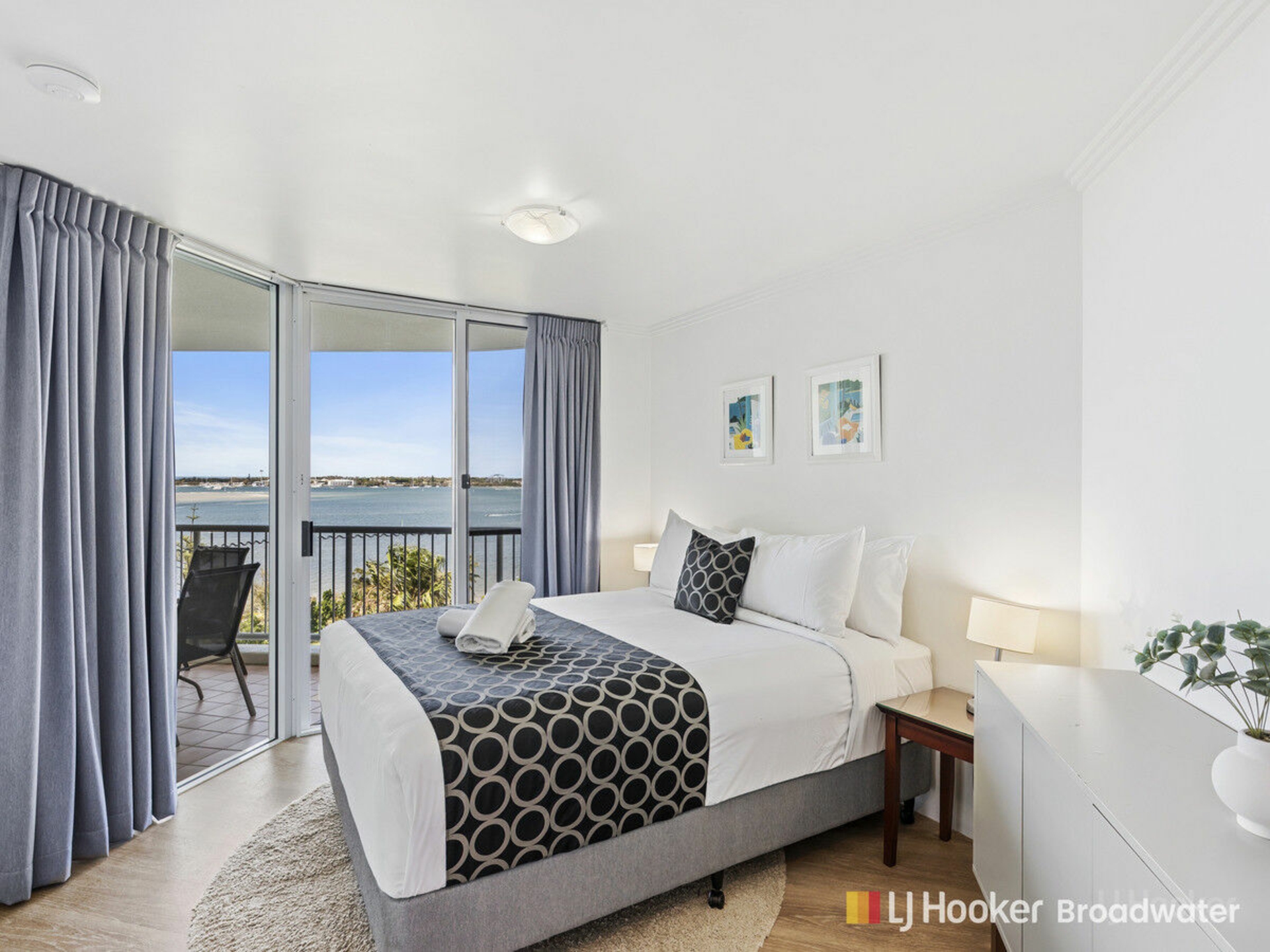 709/182-192 Marine Parade, LABRADOR