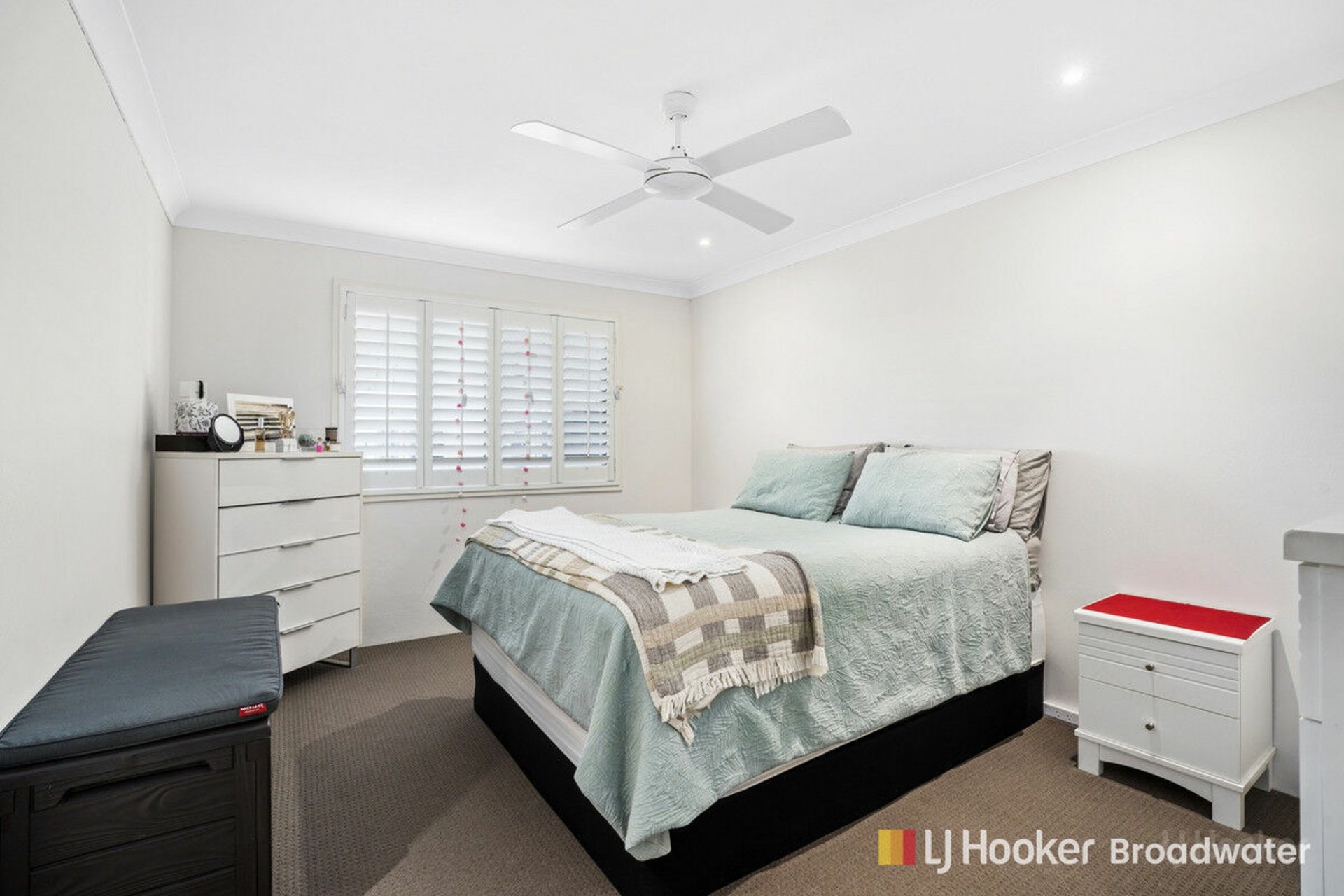 8/198 Marine Parade, LABRADOR