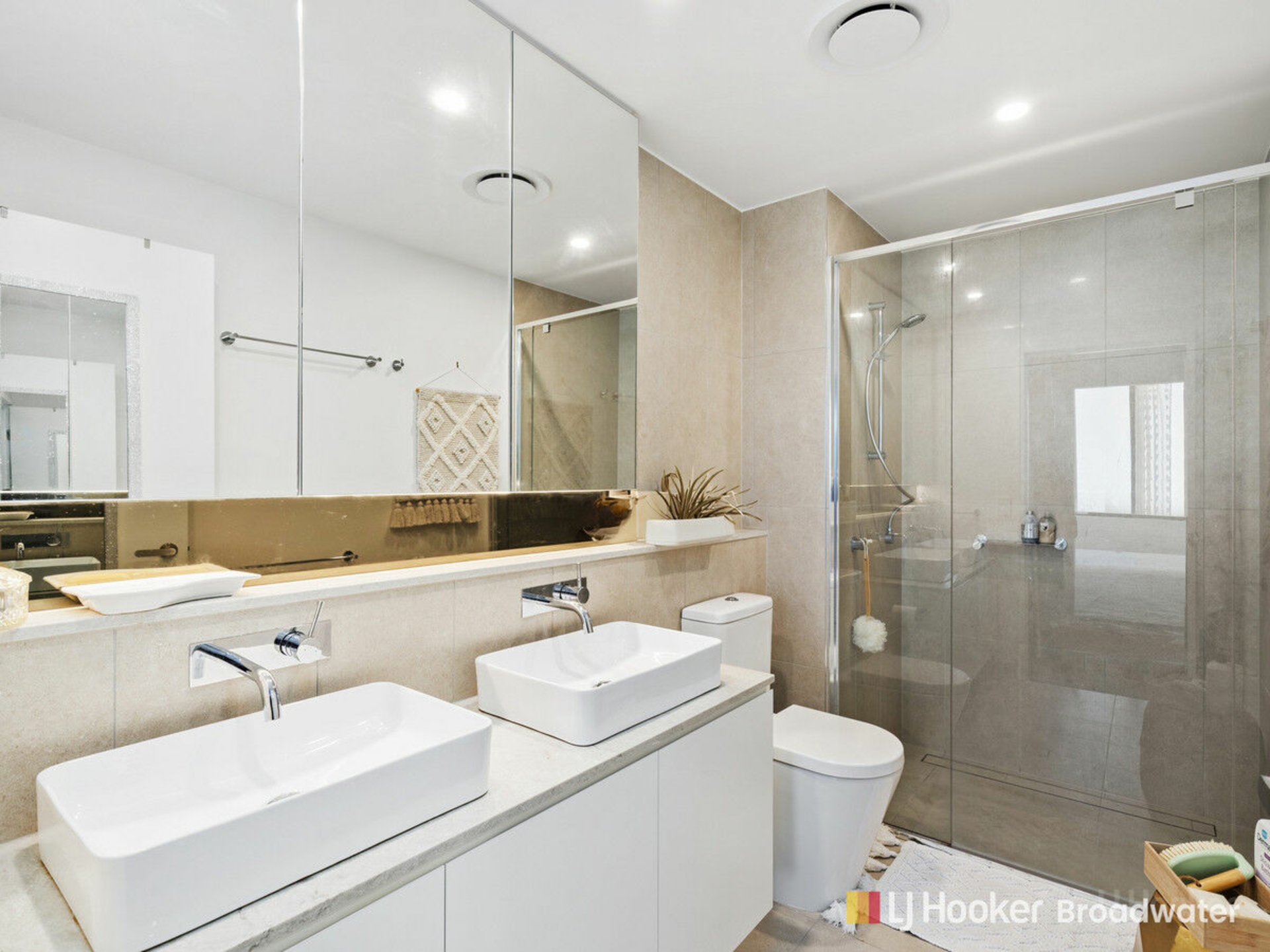 709/110 Frank Street, LABRADOR